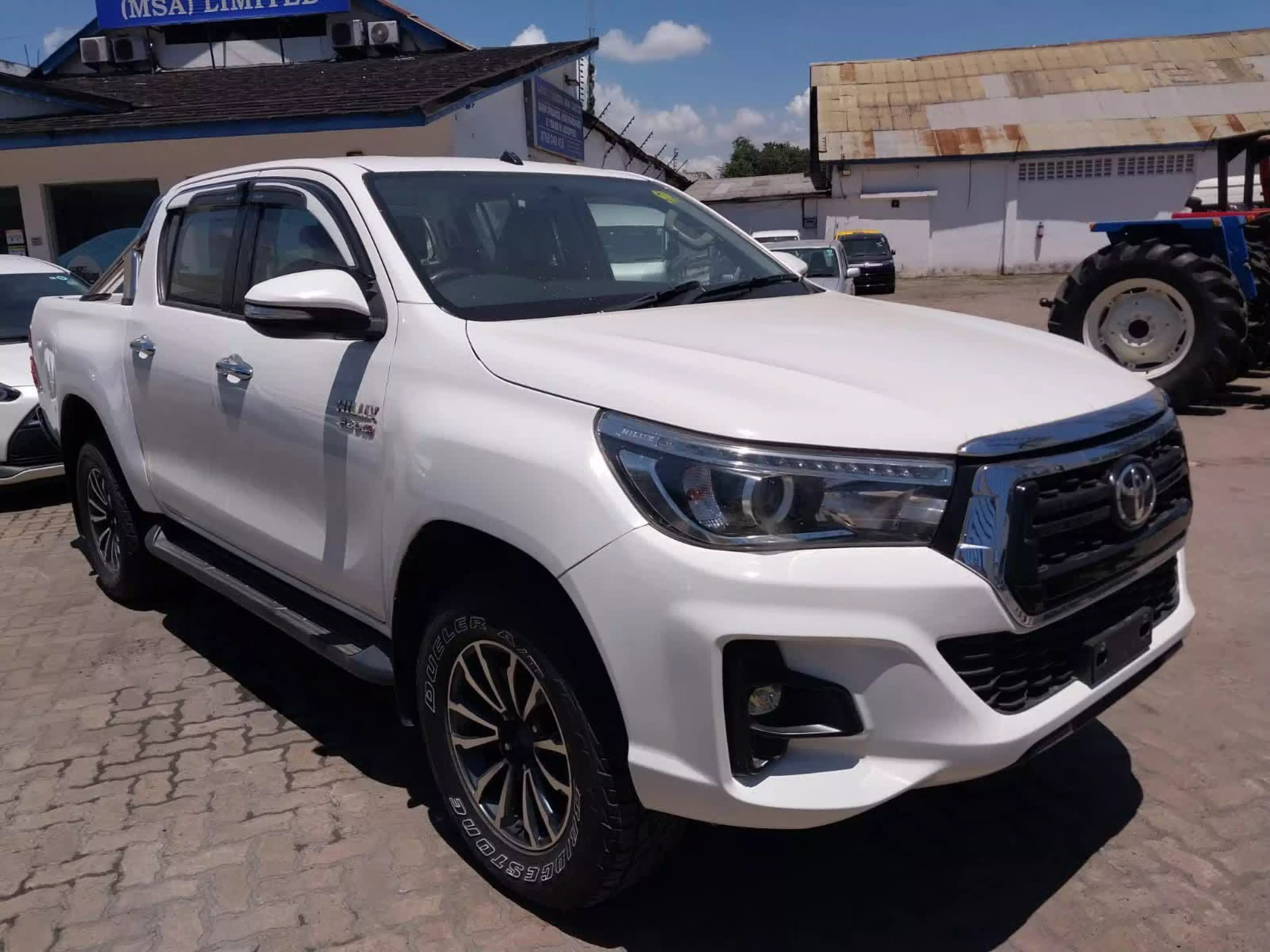 Toyota Hilux - 2015