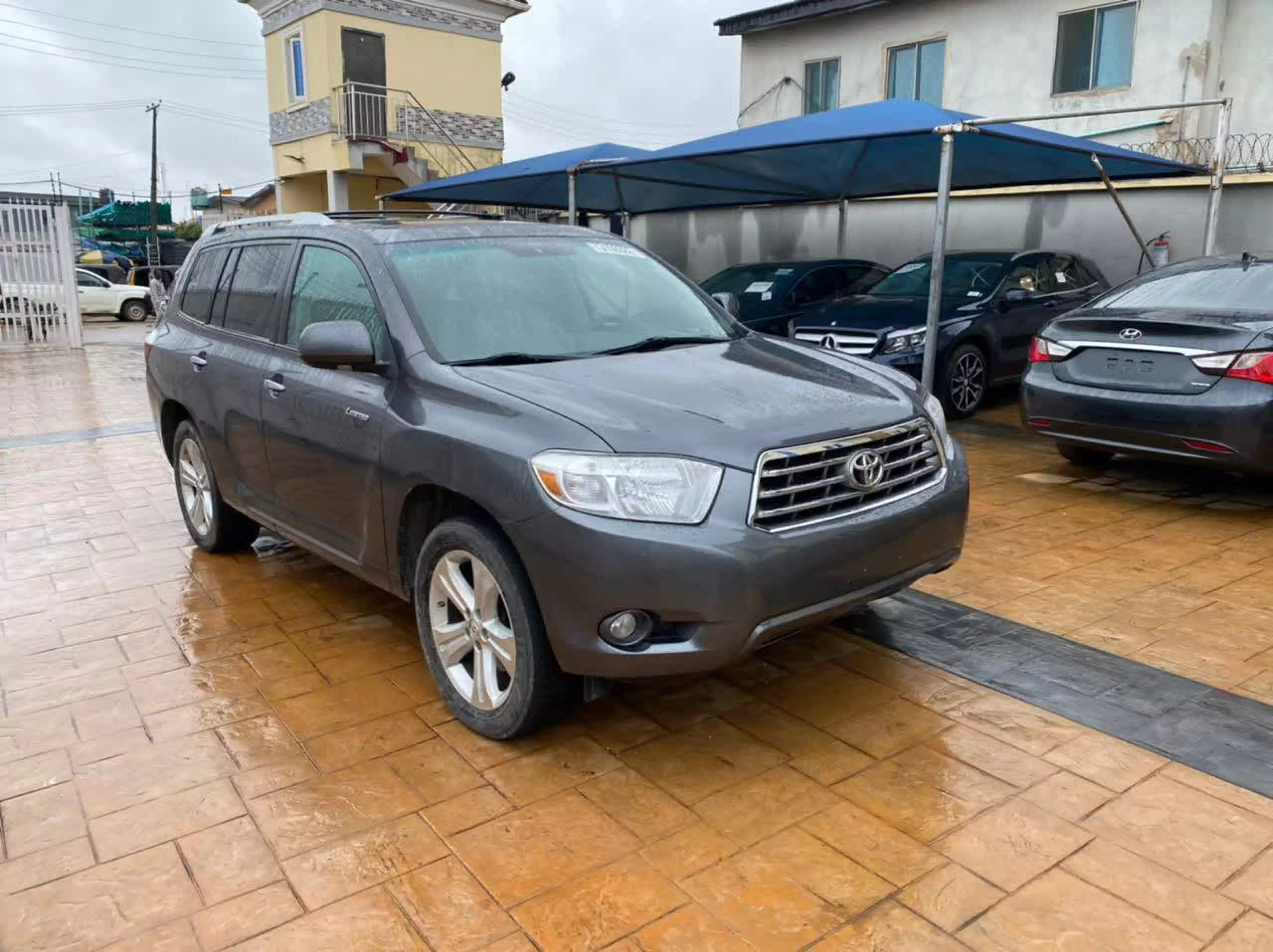 Toyota Highlander - 2010