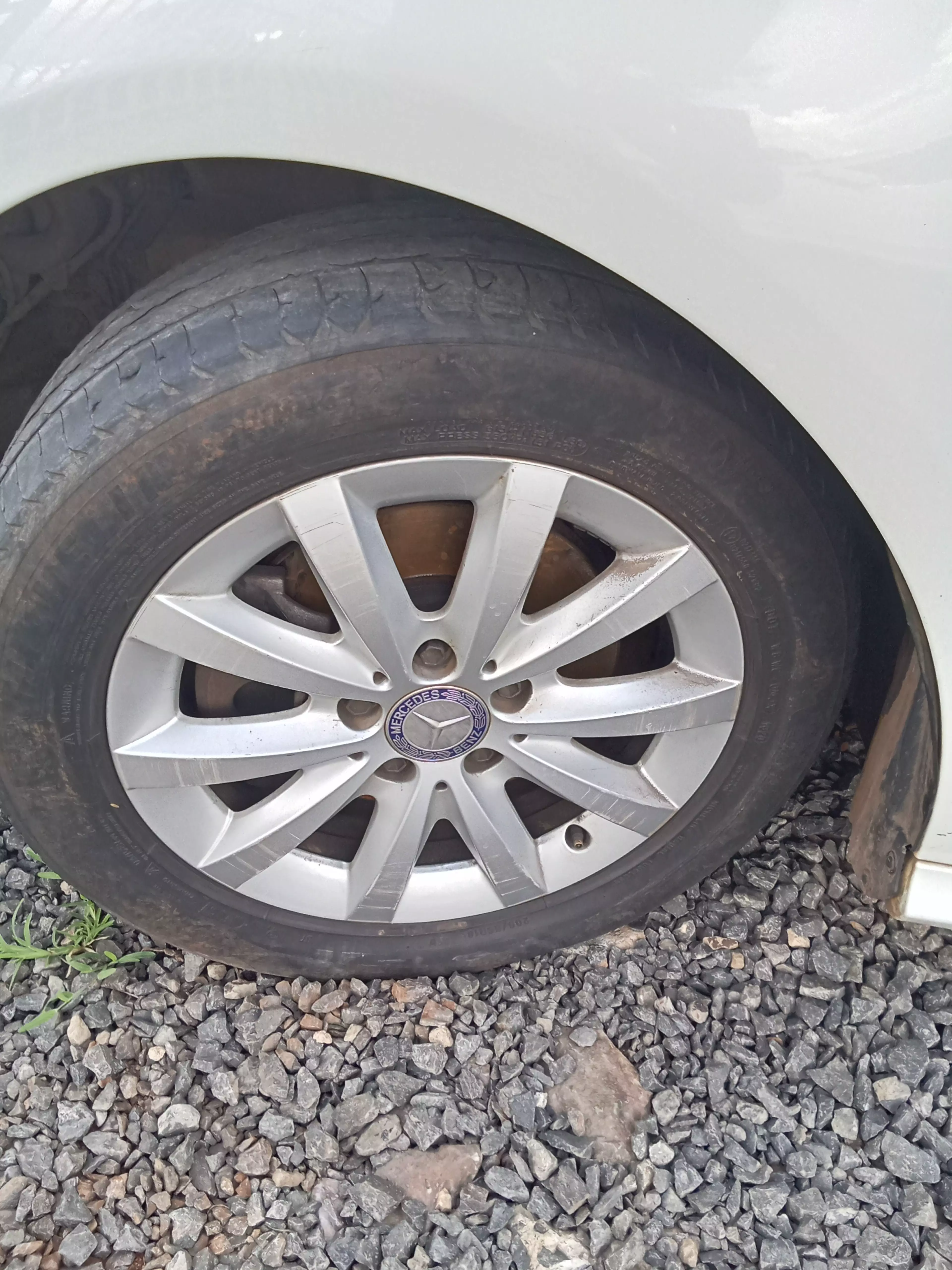 Mercedes-Benz B 180   - 2012