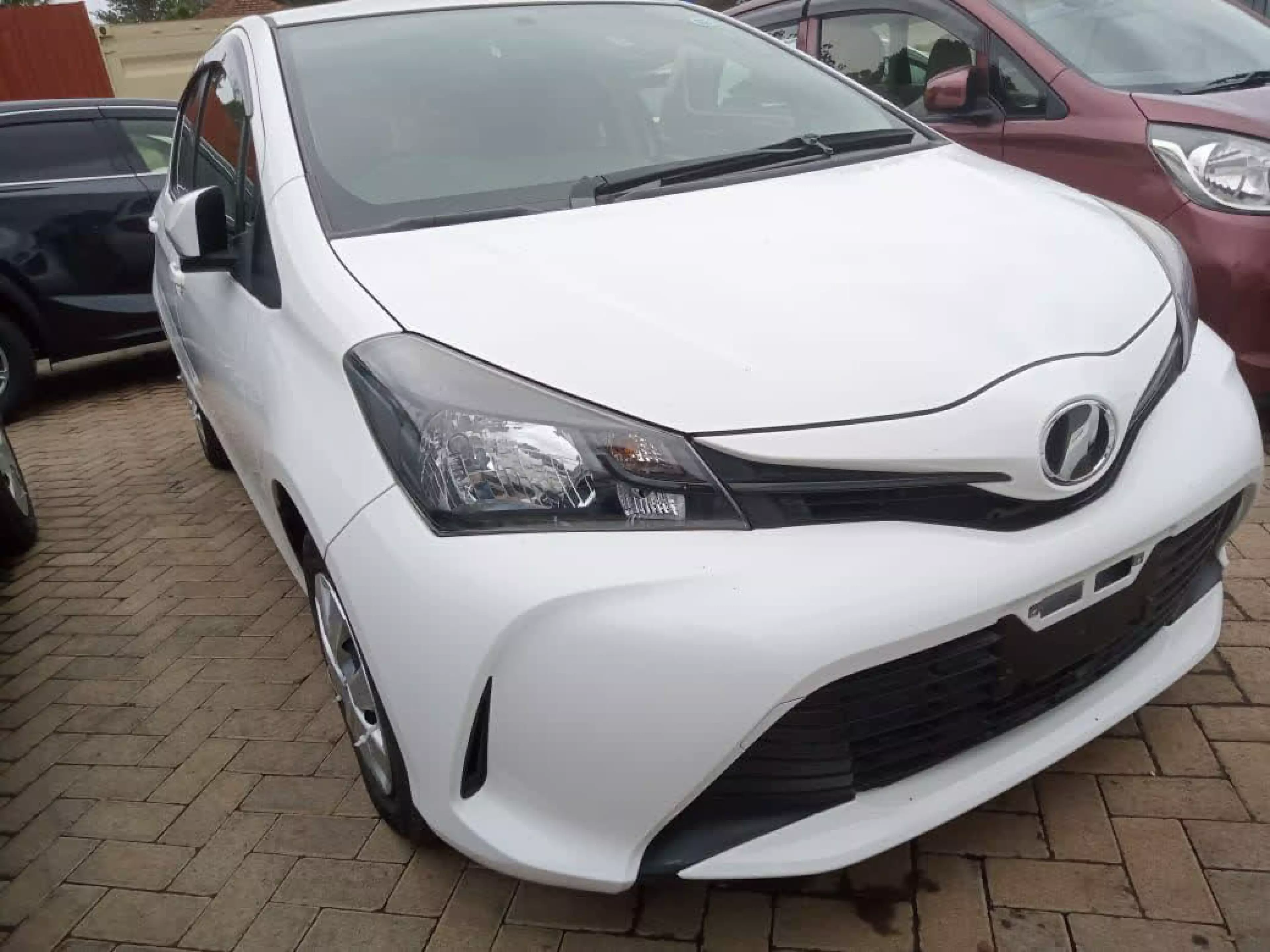 Toyota Vitz - 2016