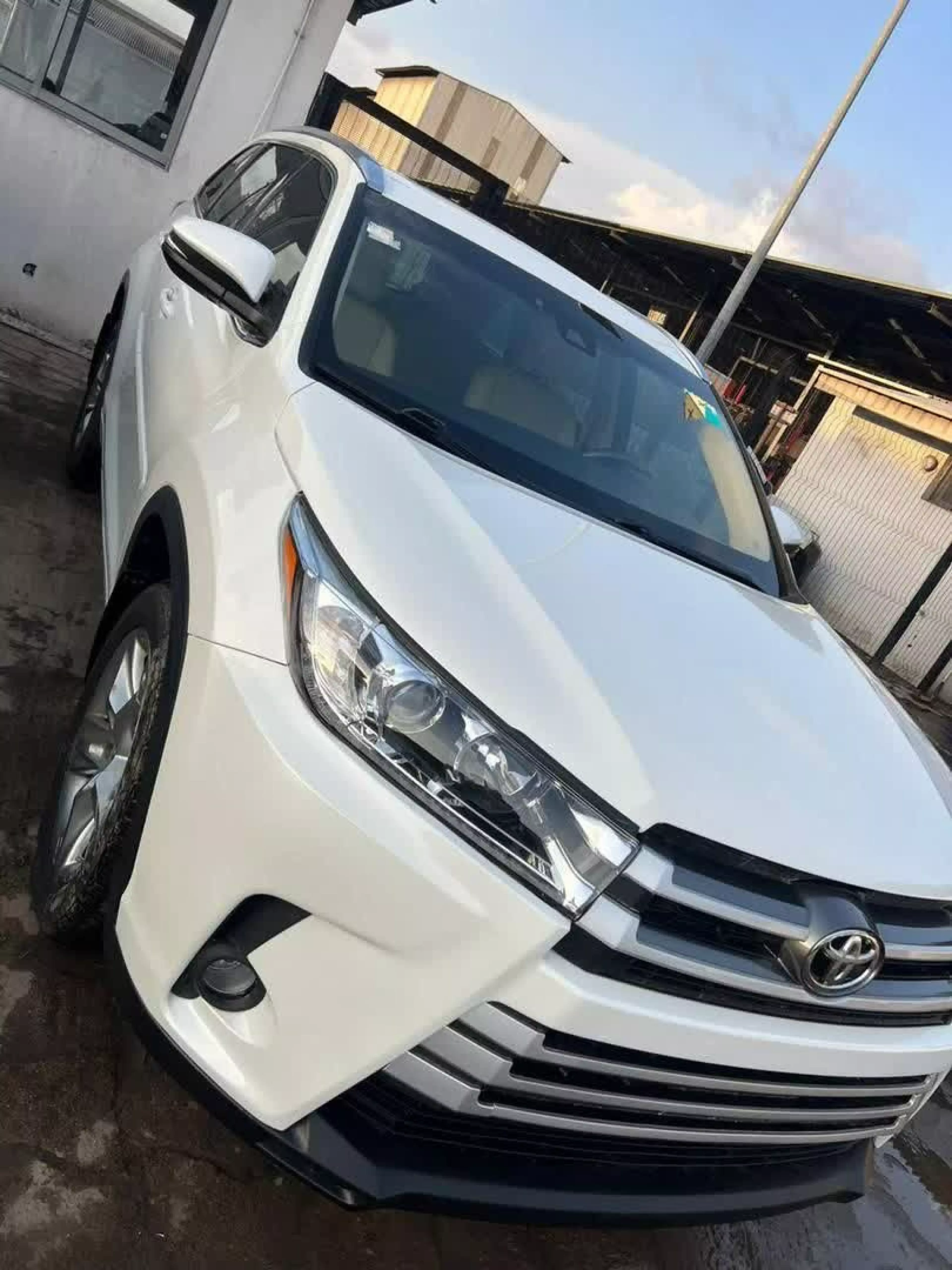 Toyota Highlander - 2016