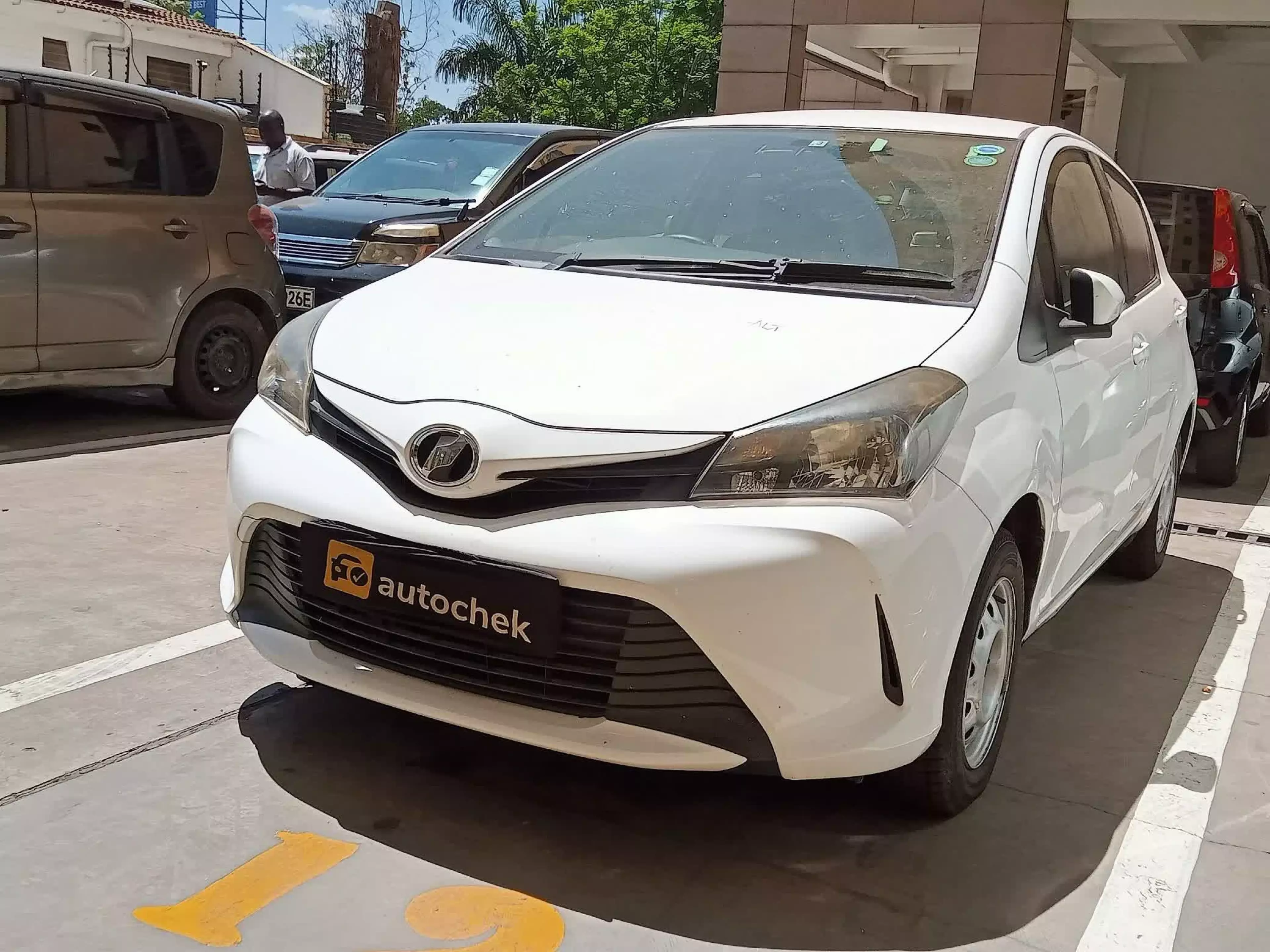 Toyota Vitz - 2015