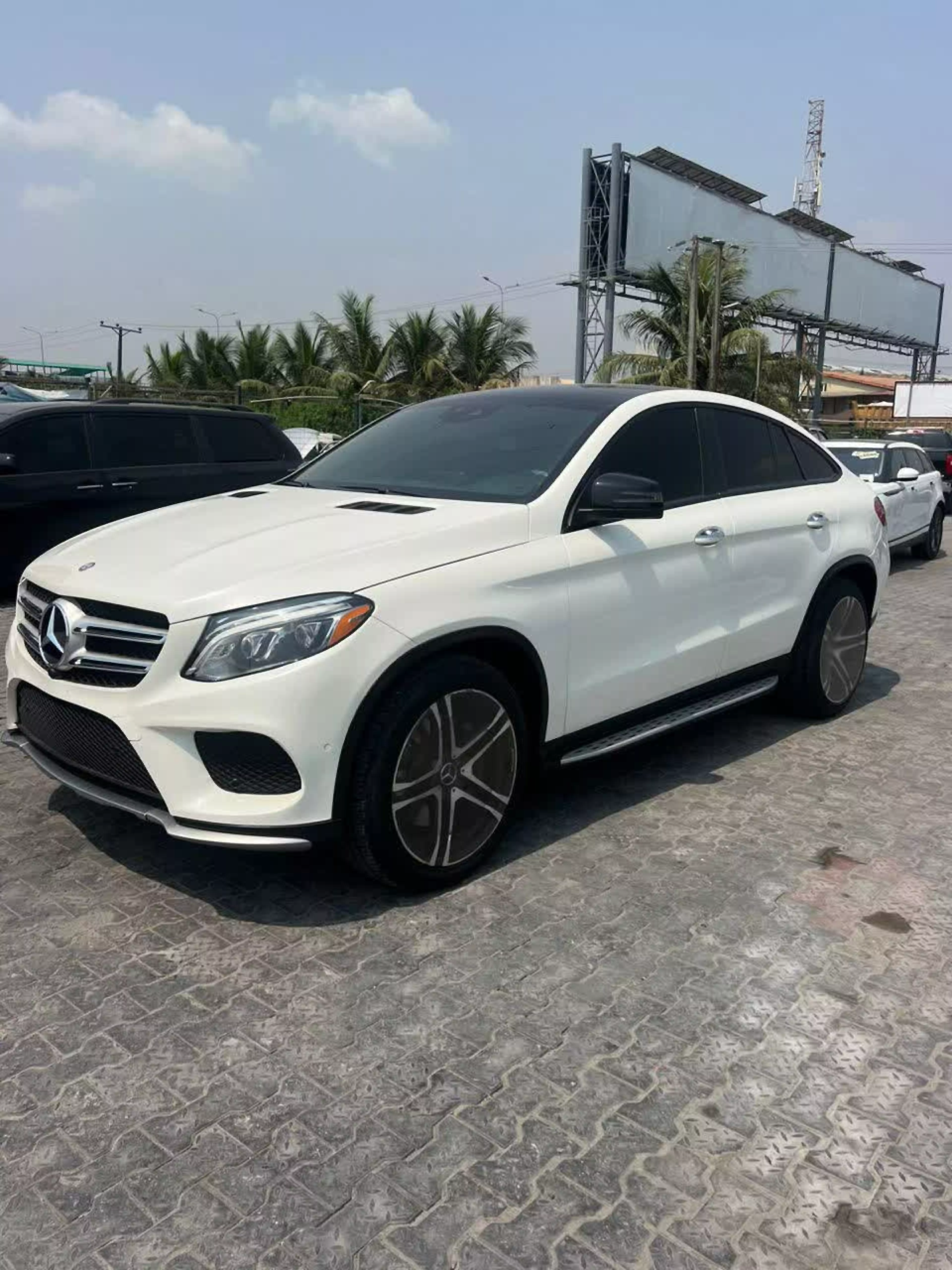Mercedes-Benz GLE 43 AMG - 2017