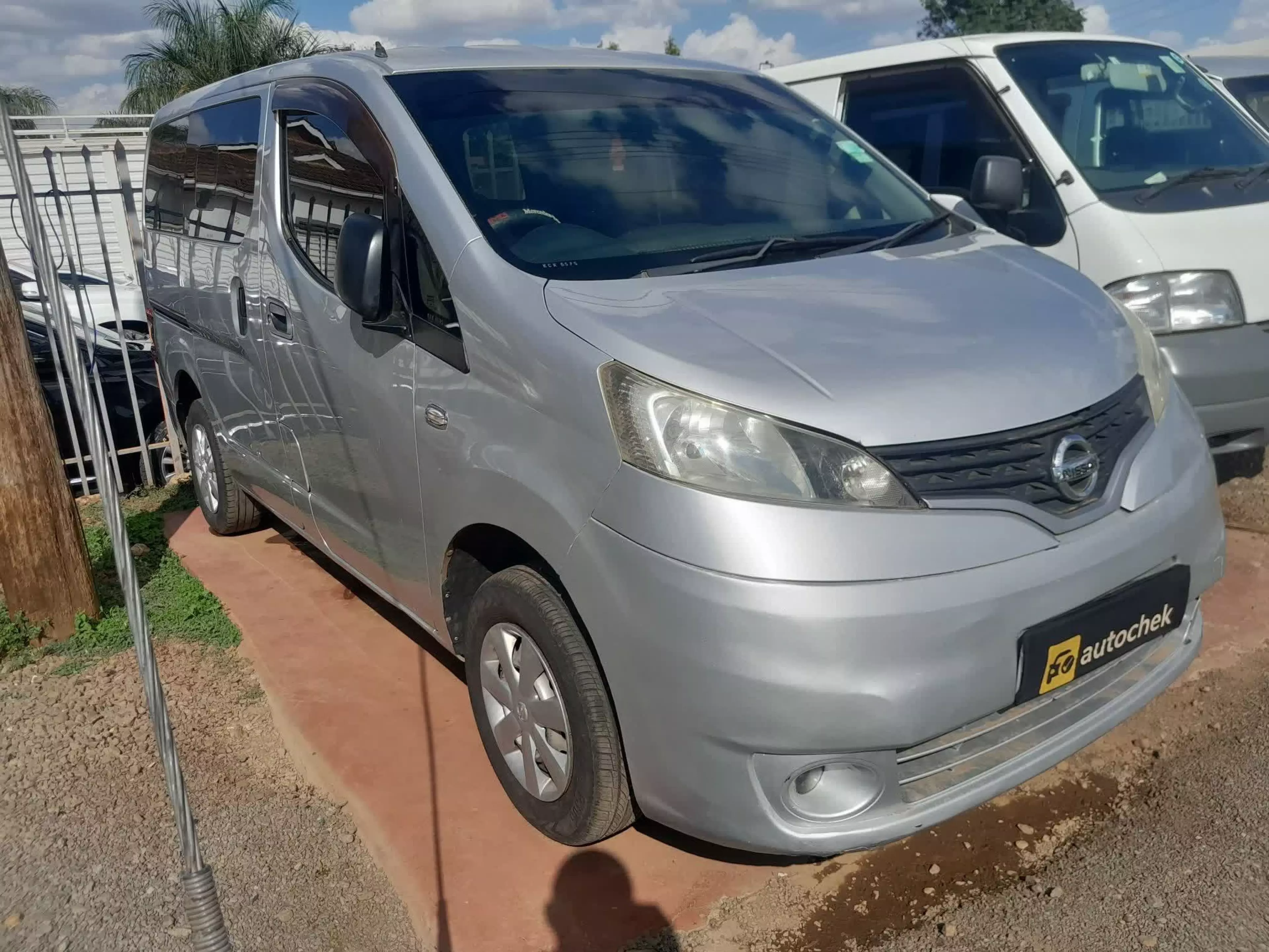 Nissan NV200 - 2010