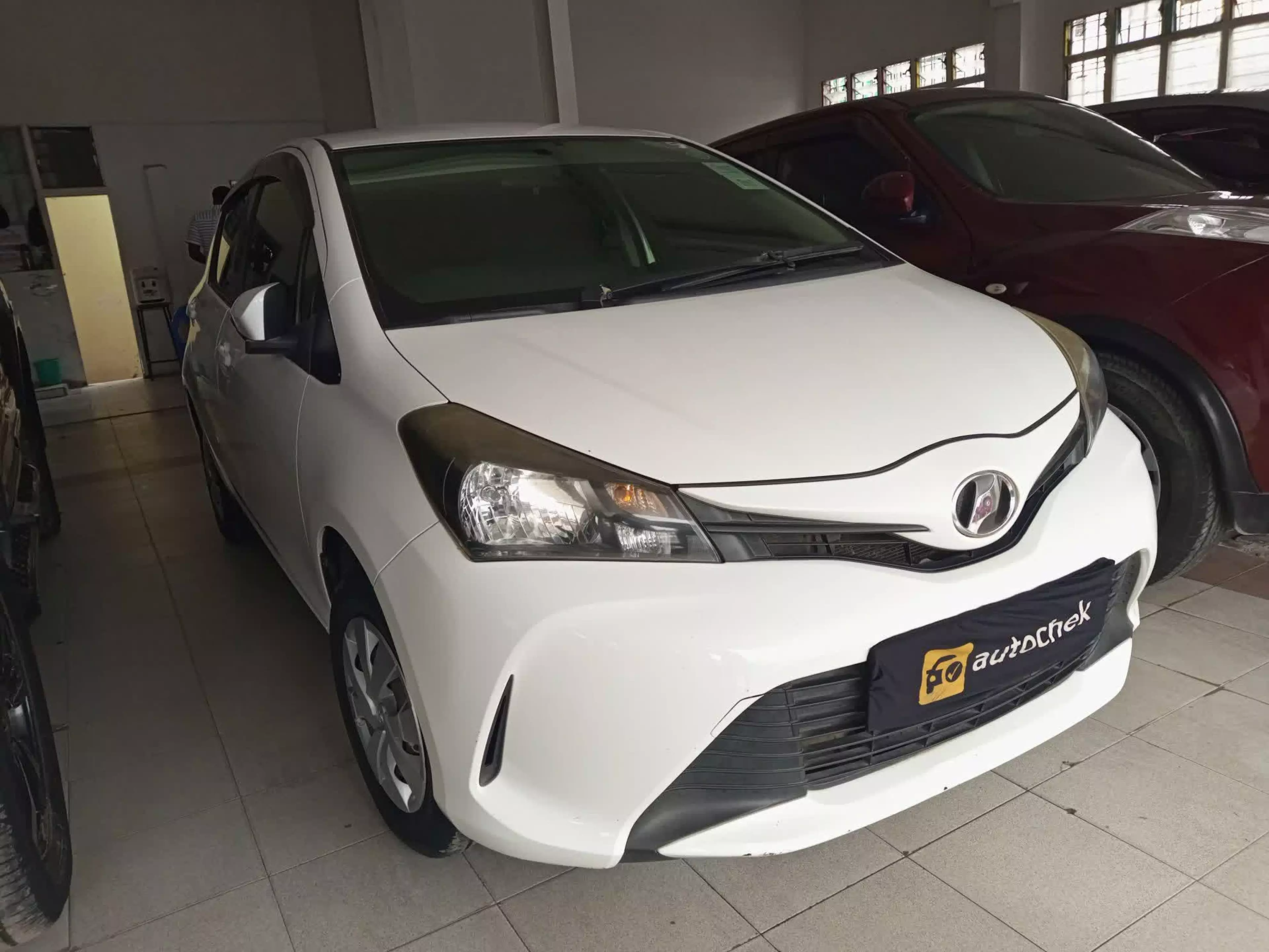 Toyota Vitz - 2013