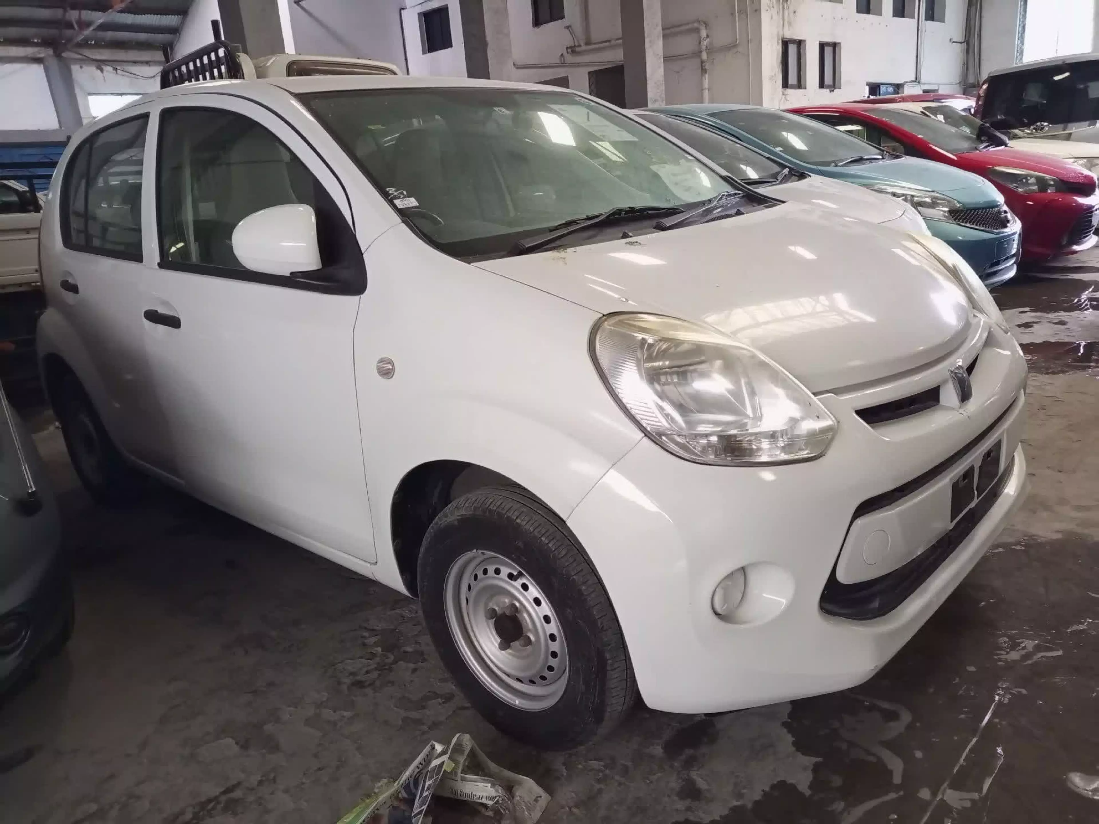 Toyota Passo - 2015