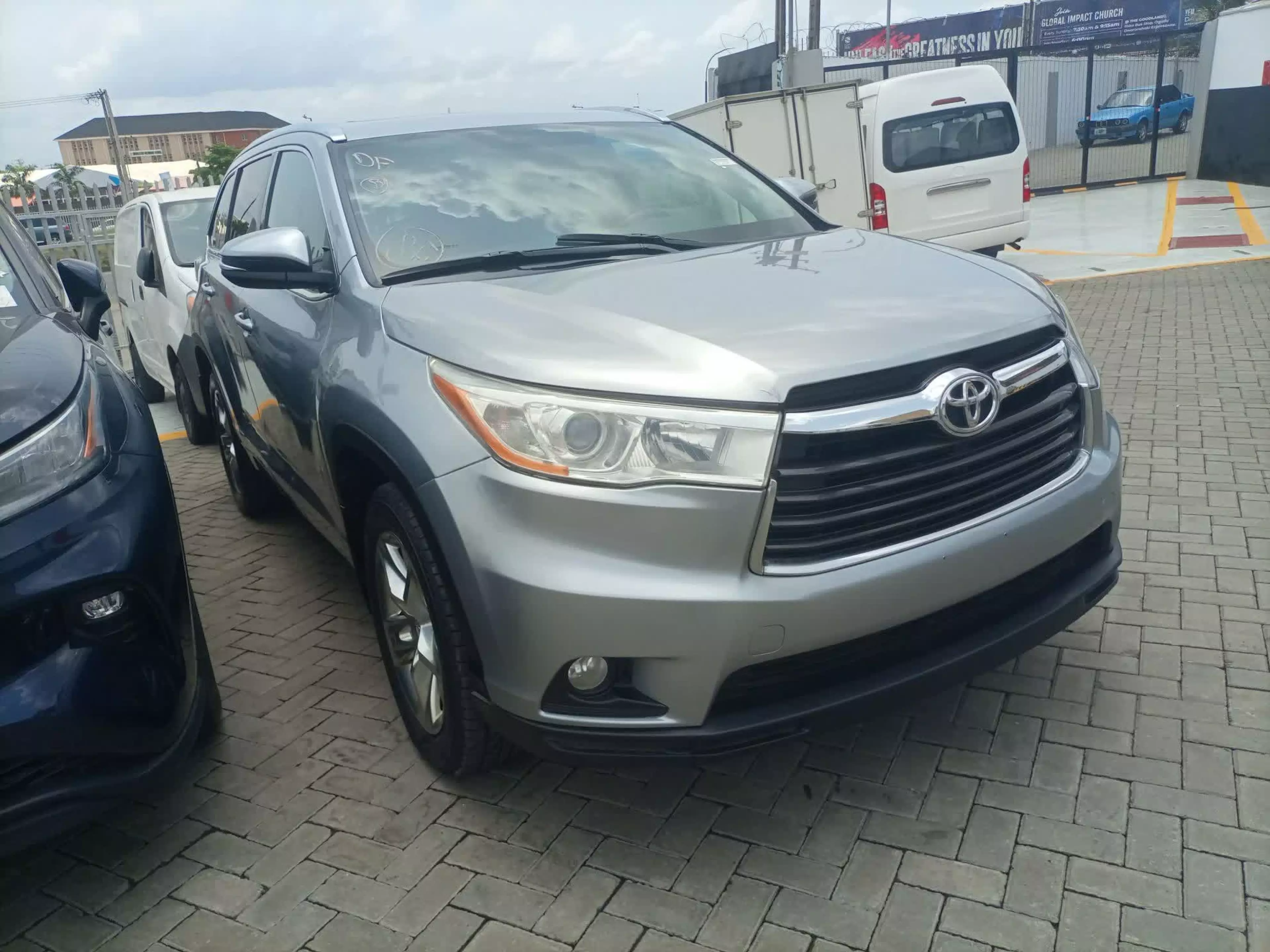 Toyota Highlander - 2016