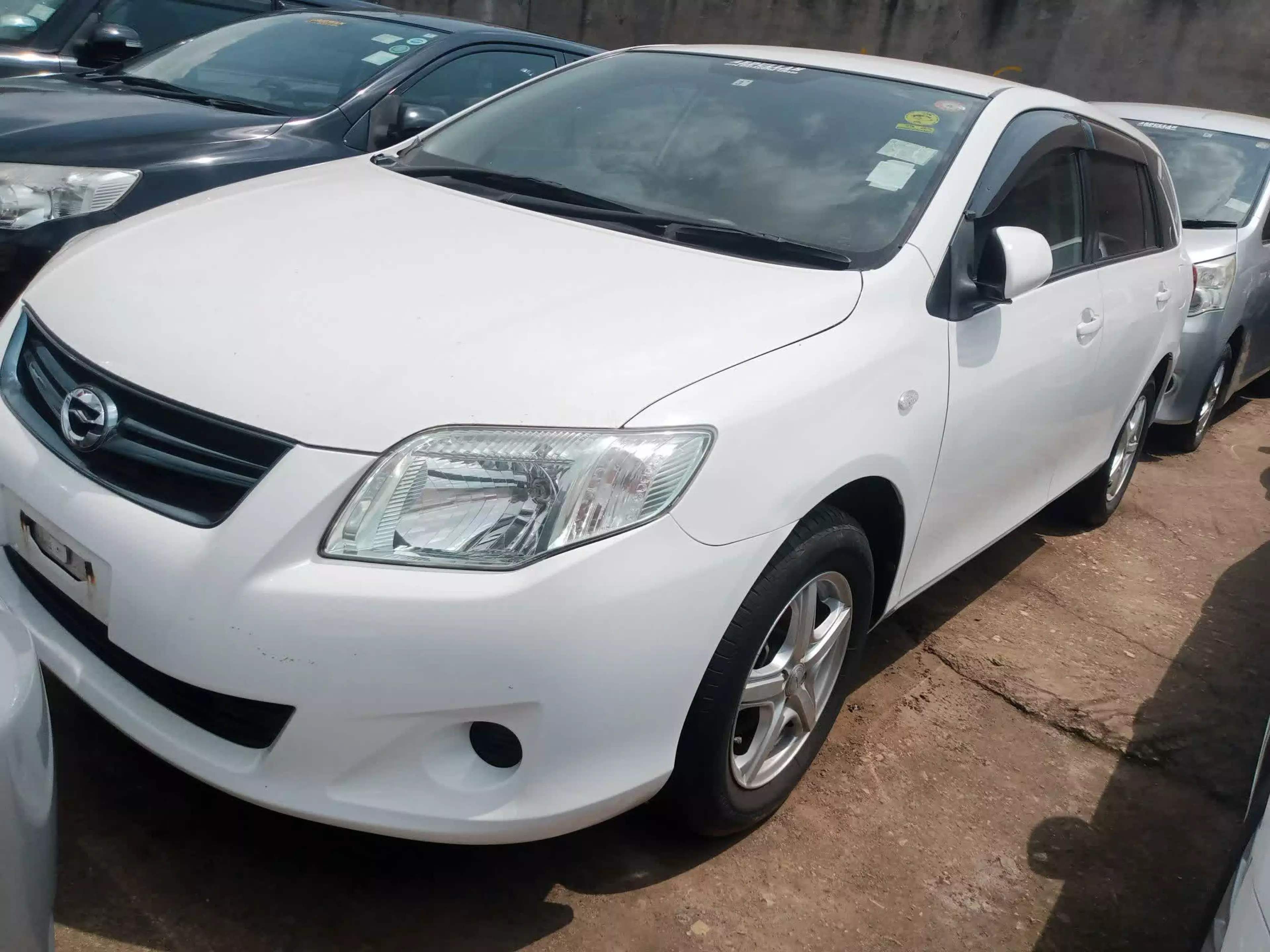 Toyota Fielder  - 2009