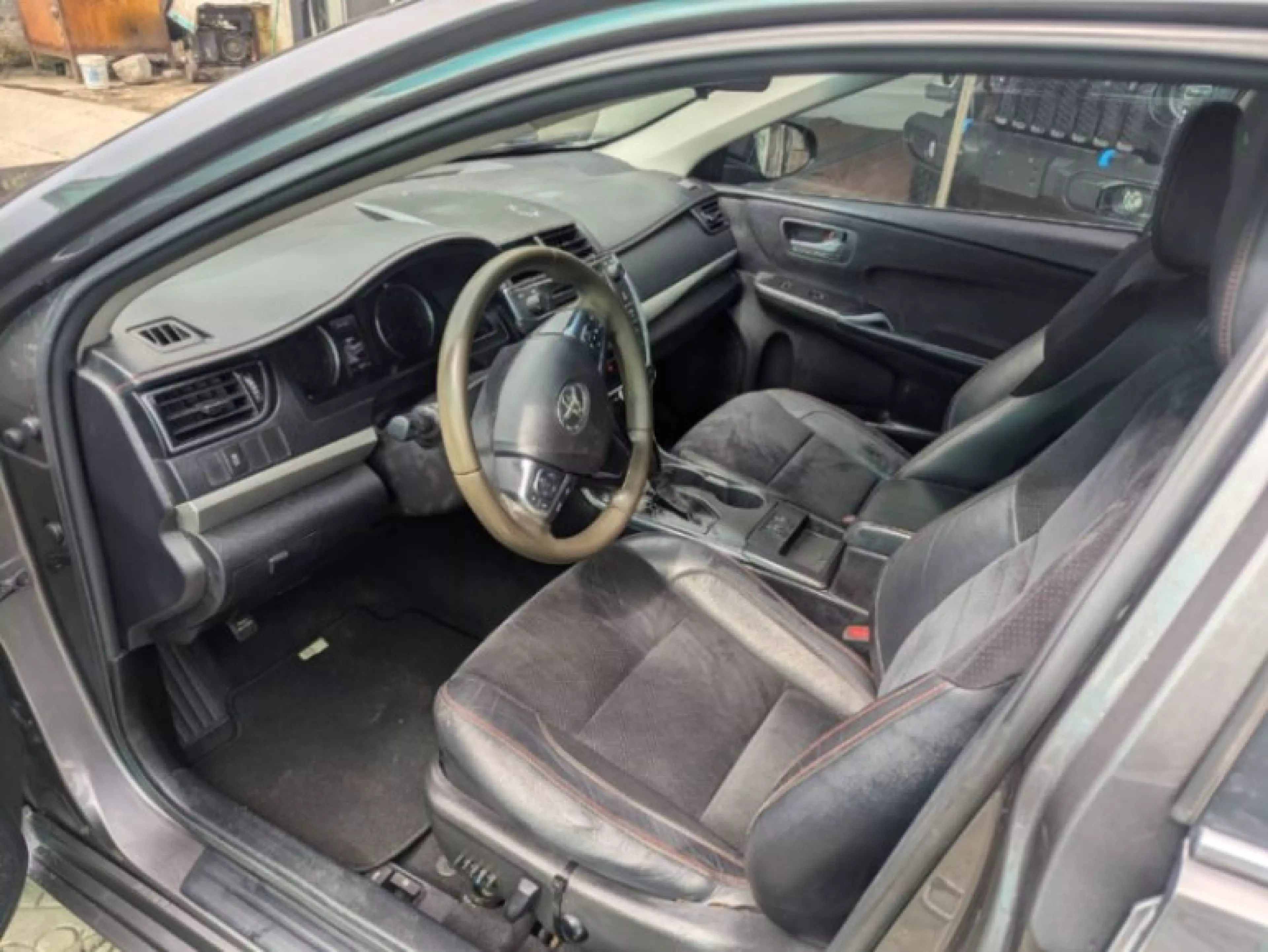 Toyota Camry - 2015
