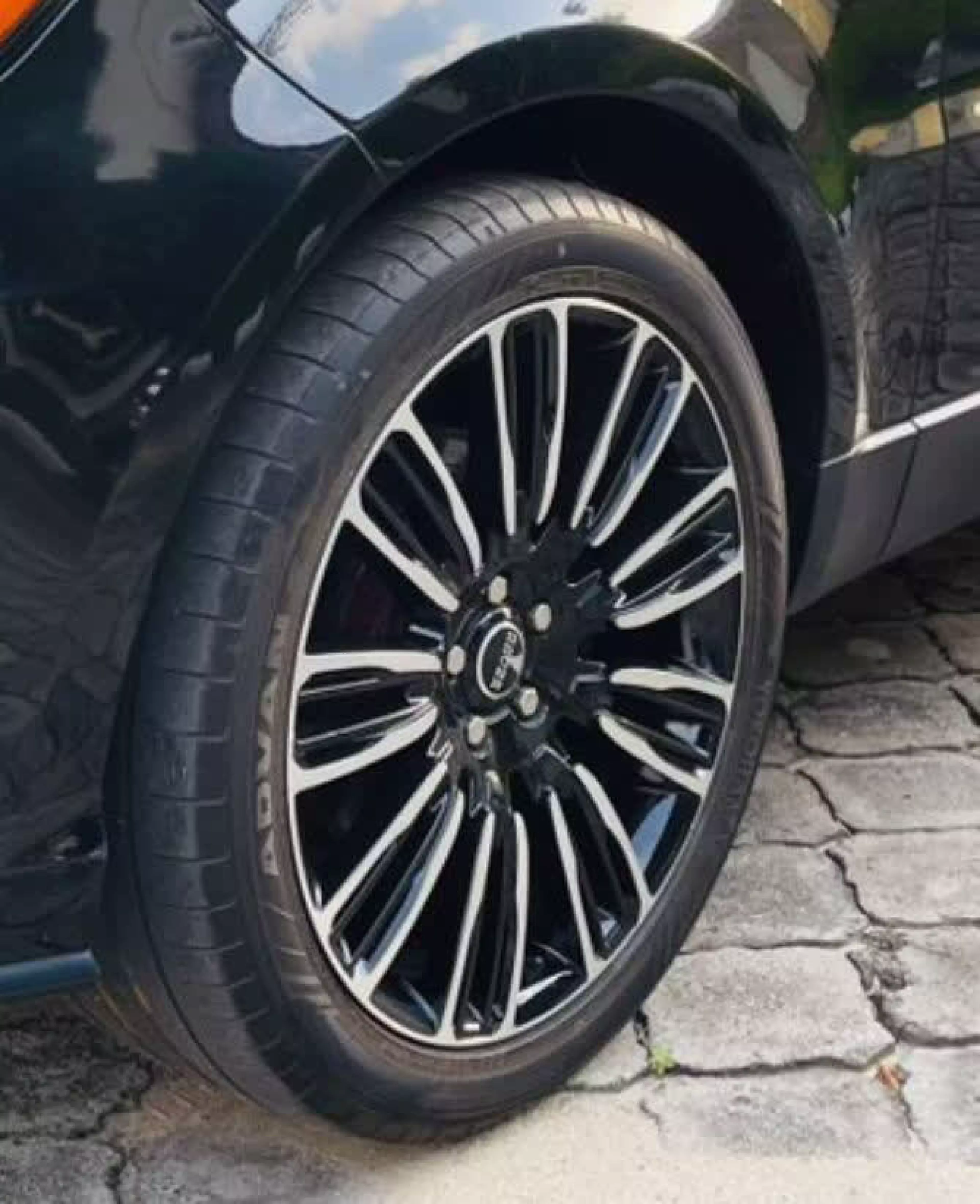 Land Rover Range Rover Sport   - 2015