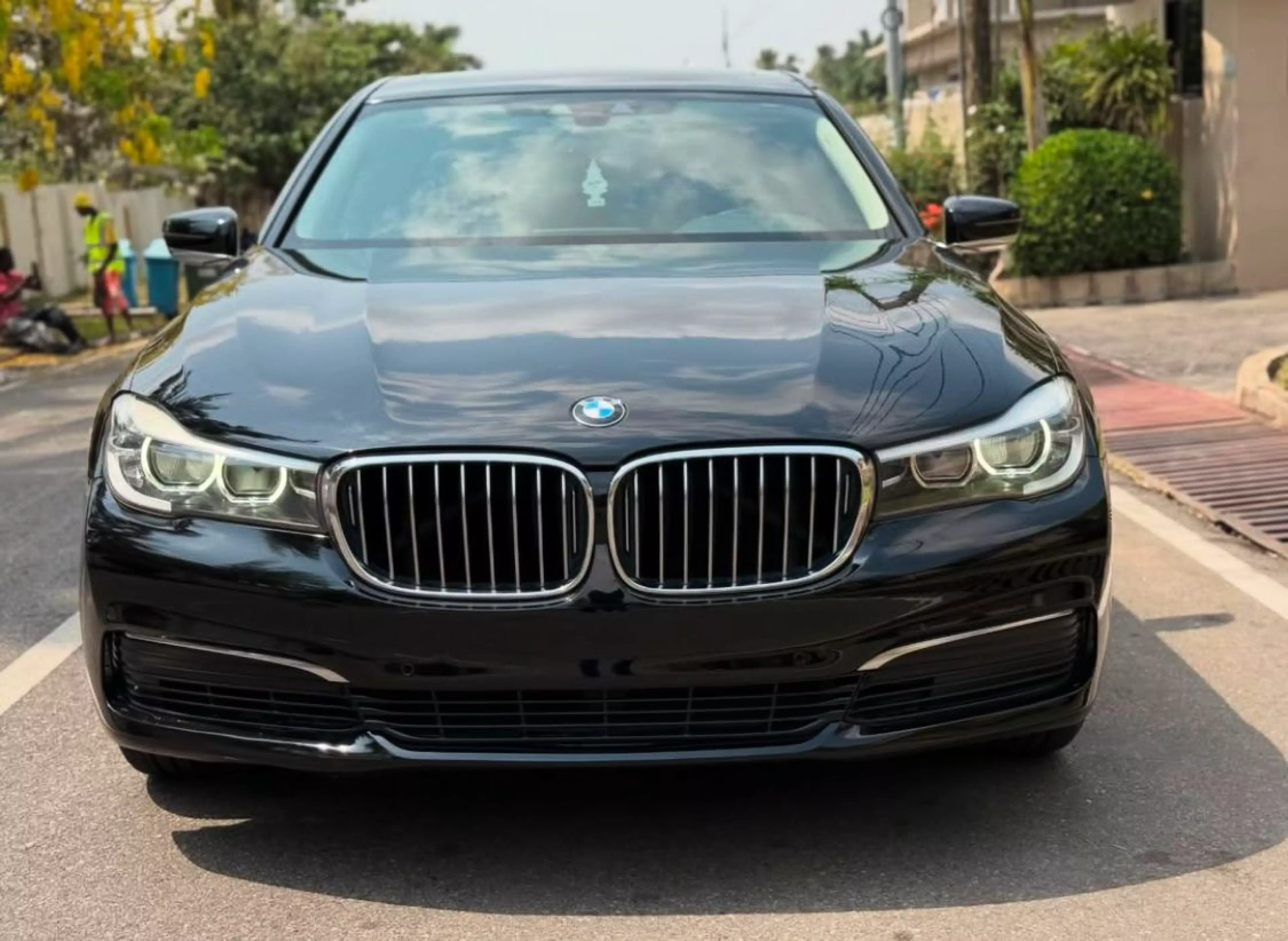 BMW 740 - 2019