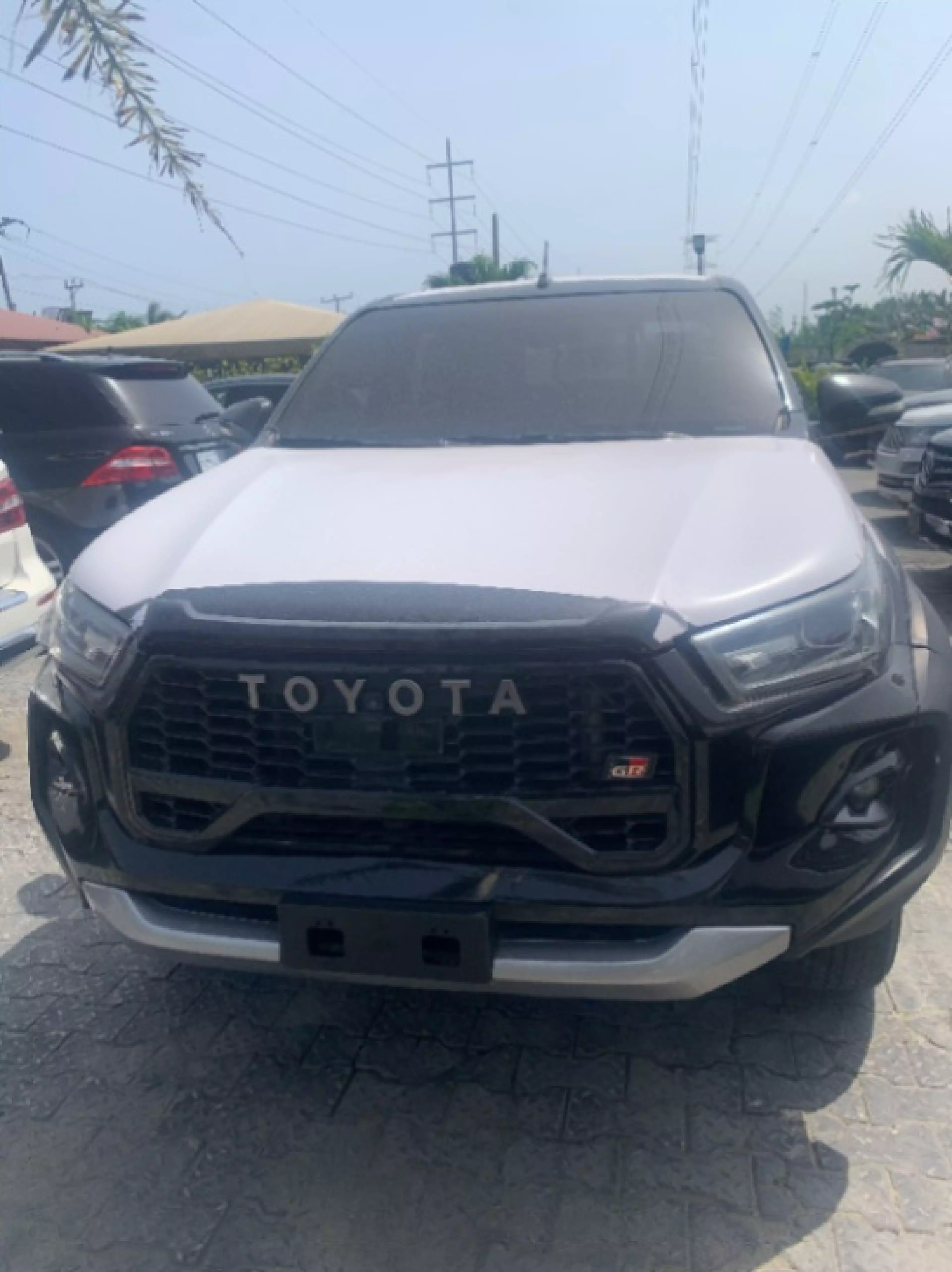 Toyota Hilux  - 2022