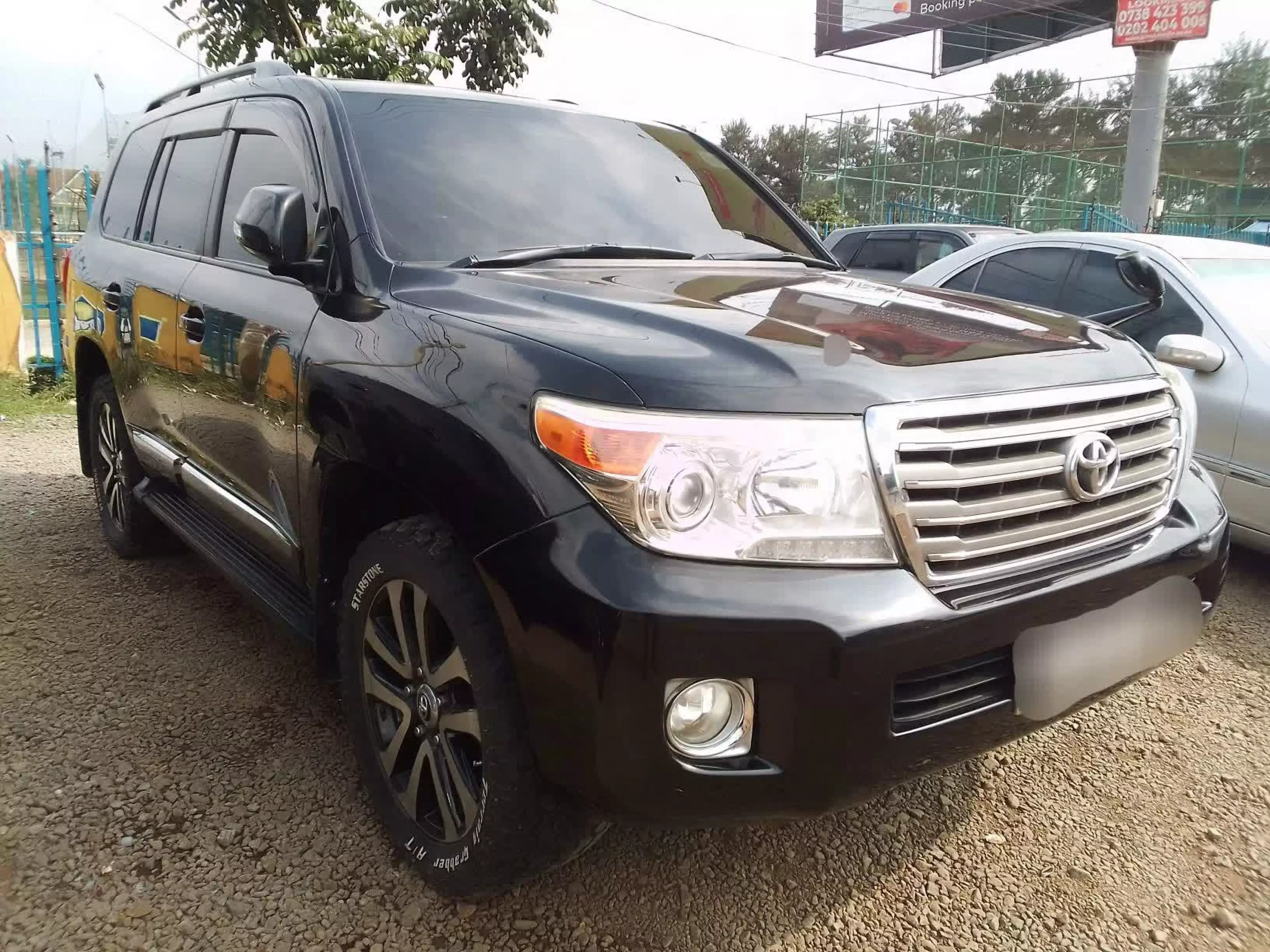 Toyota Landcruiser  V8 - 2015