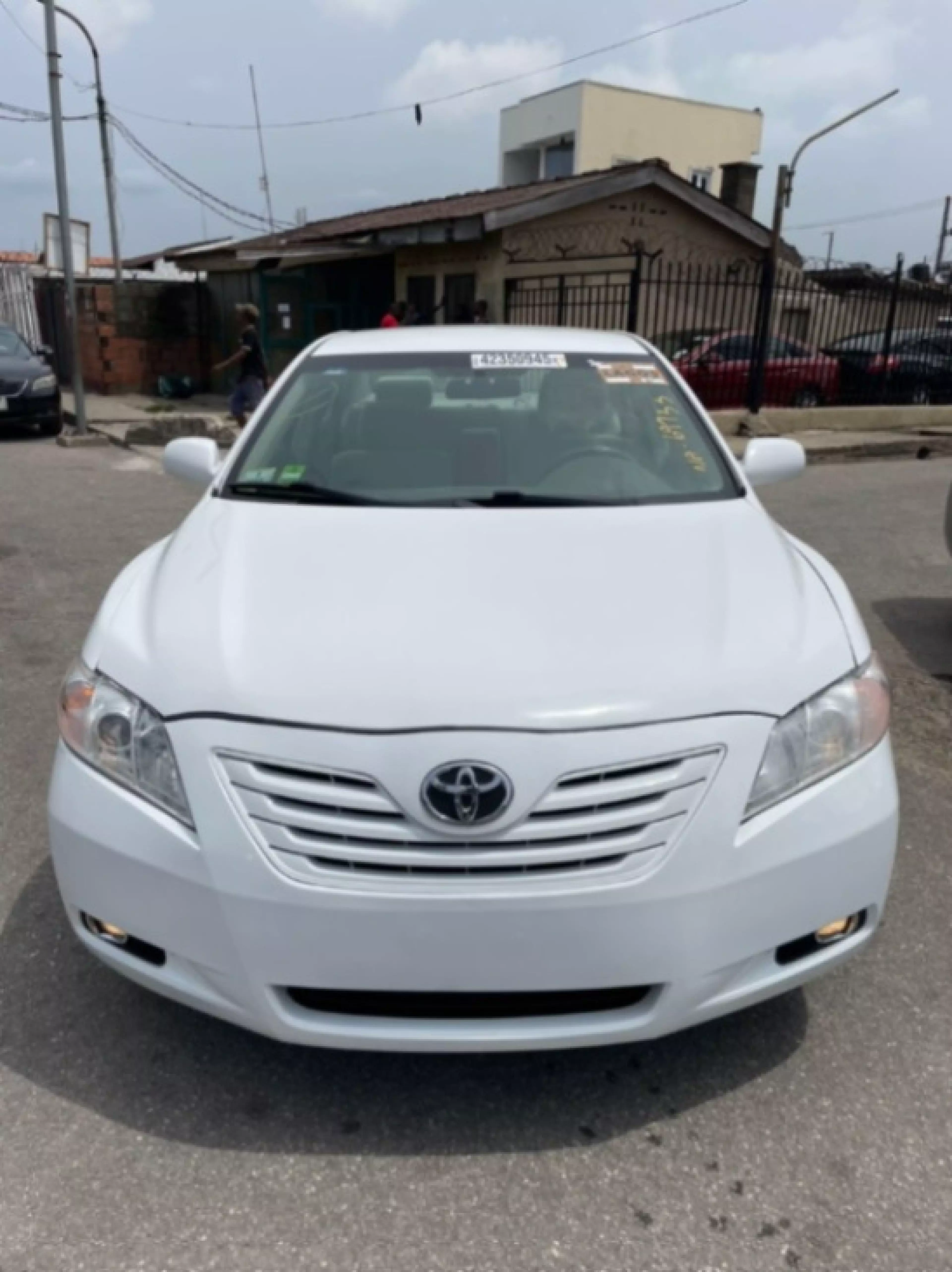 Toyota Camry - 2009