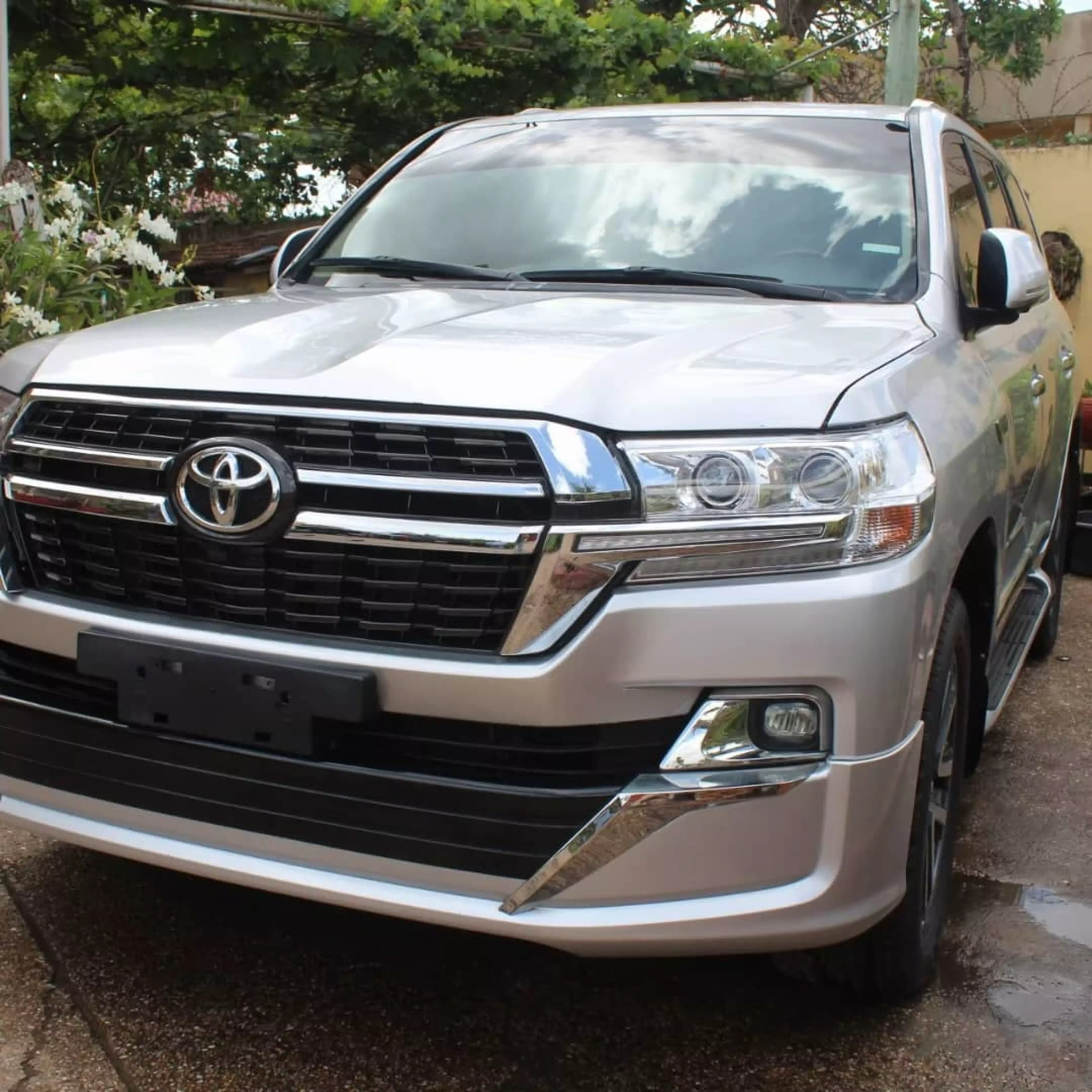 Toyota Landcruiser Vx V8    - 2011