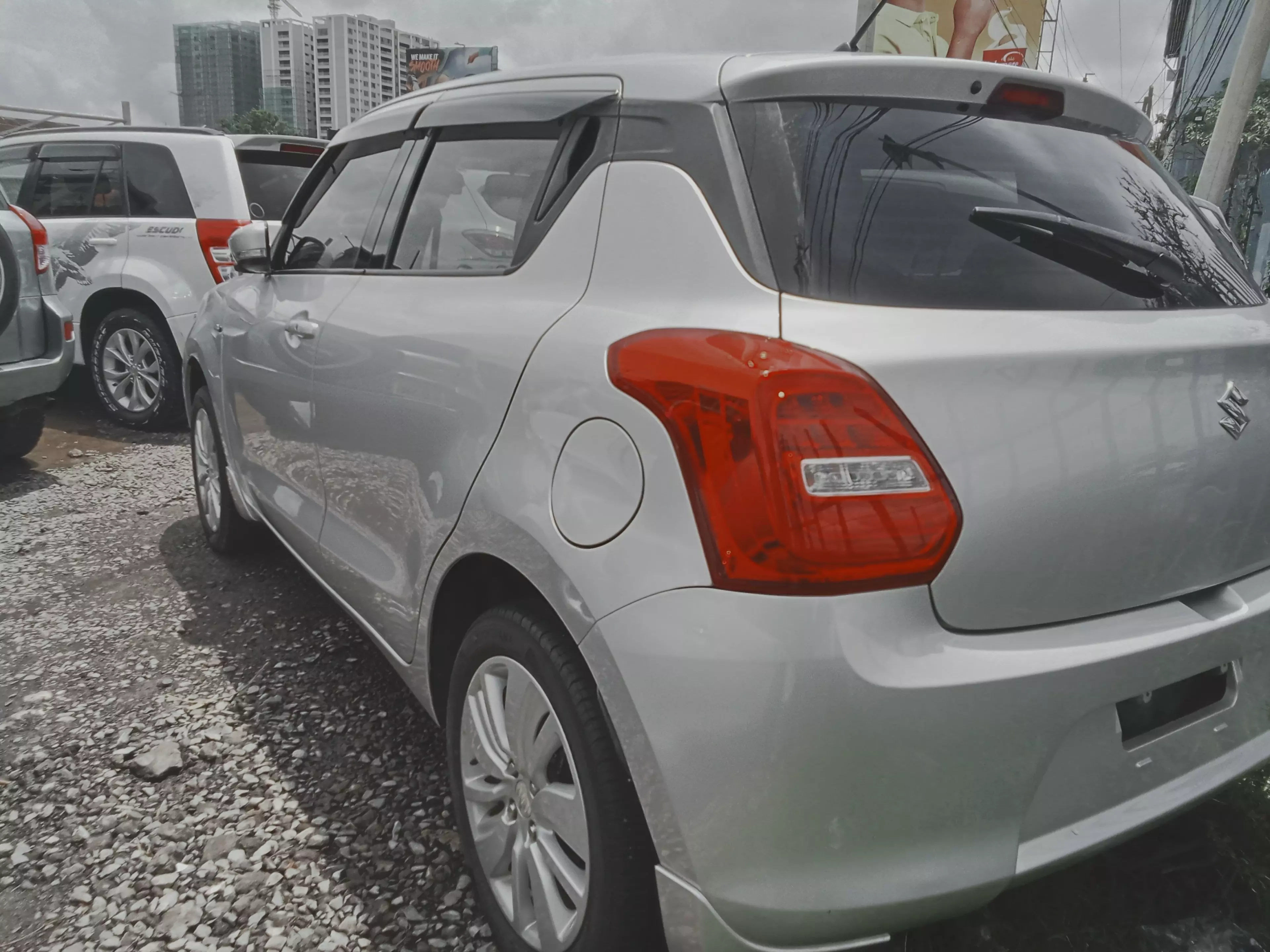 SUZUKI Swift   - 2016
