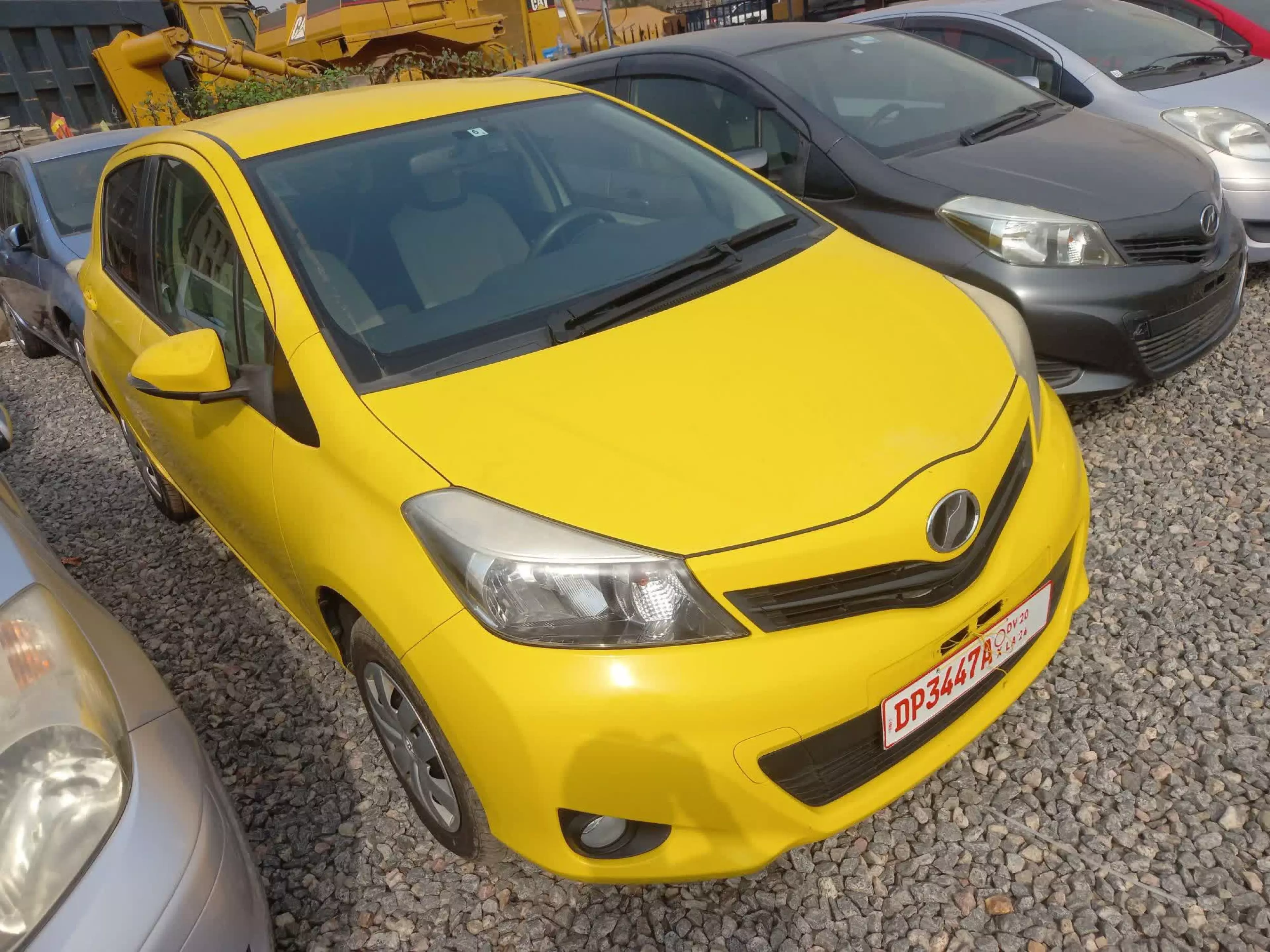 Toyota Vitz   - 2012