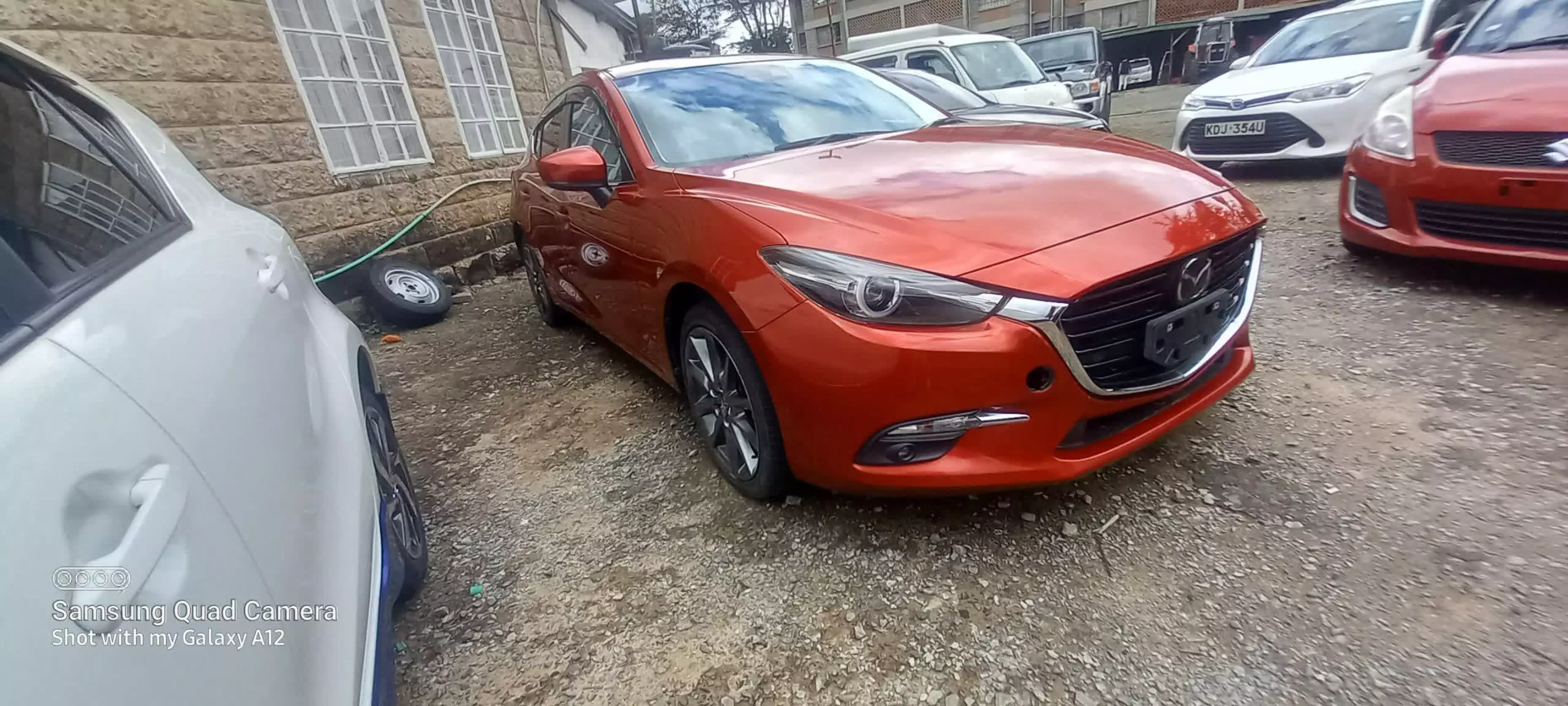 Mazda Axela  - 2016