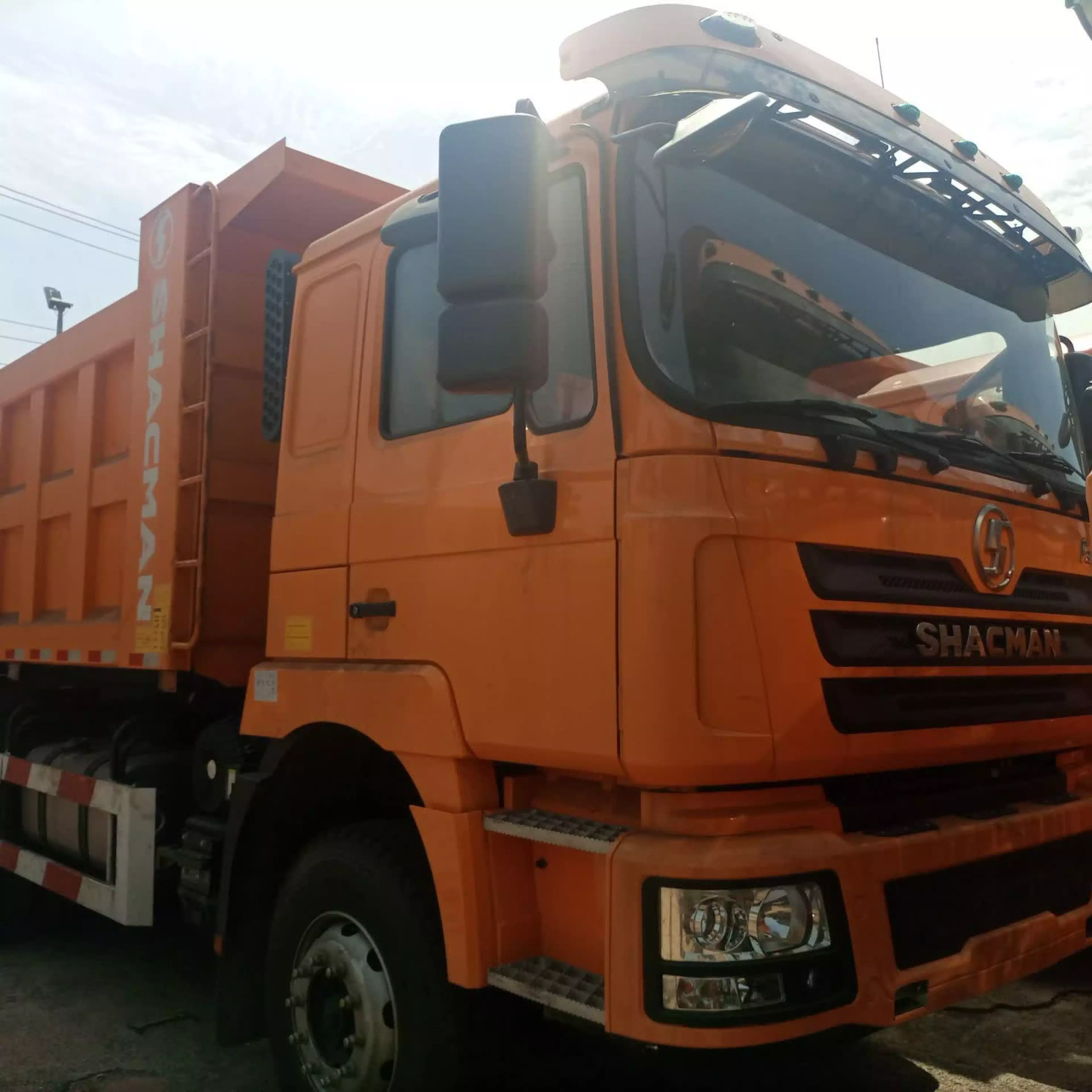 SHACMAN Dump Truck - 2022
