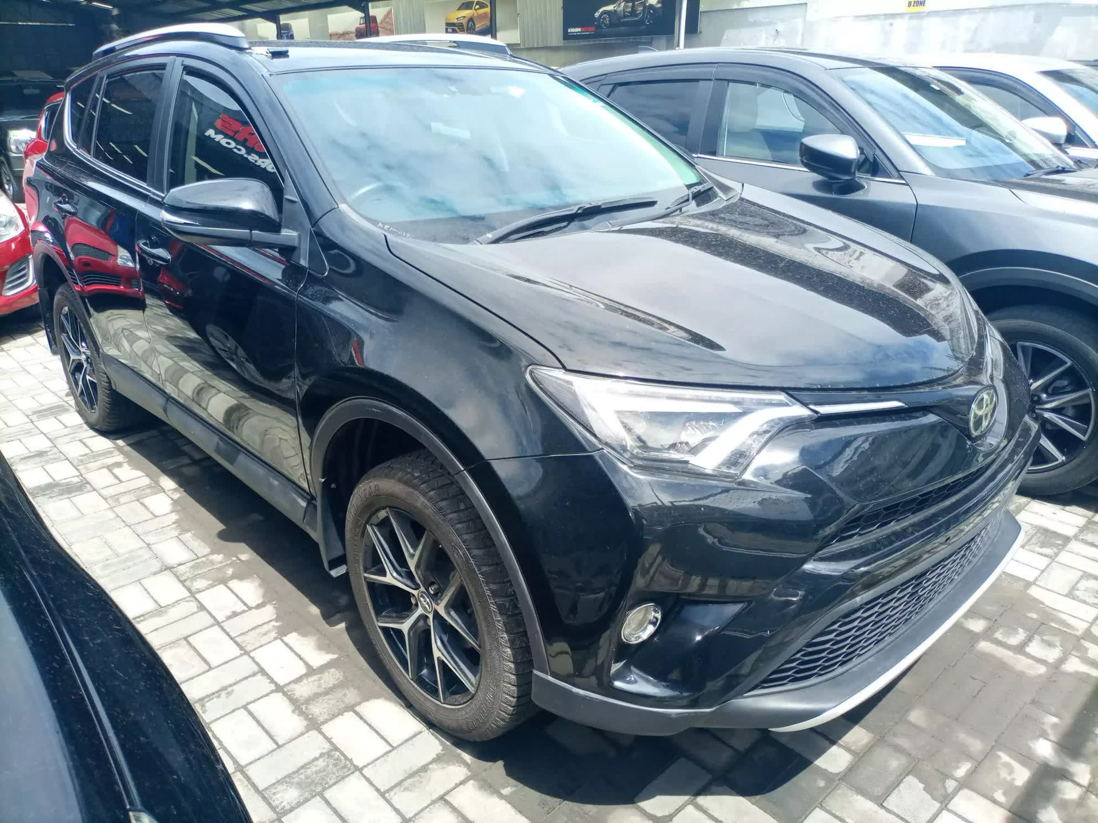 Toyota RAV 4 - 2016