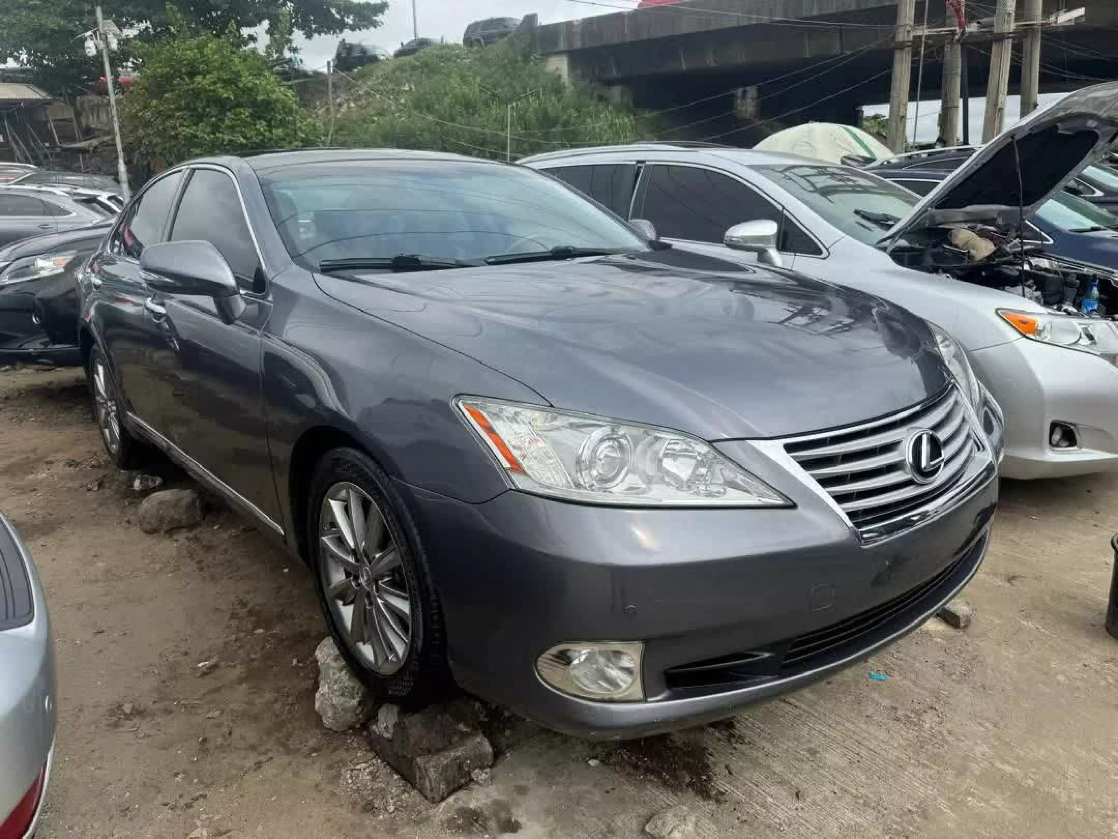 Lexus ES 350   - 2012