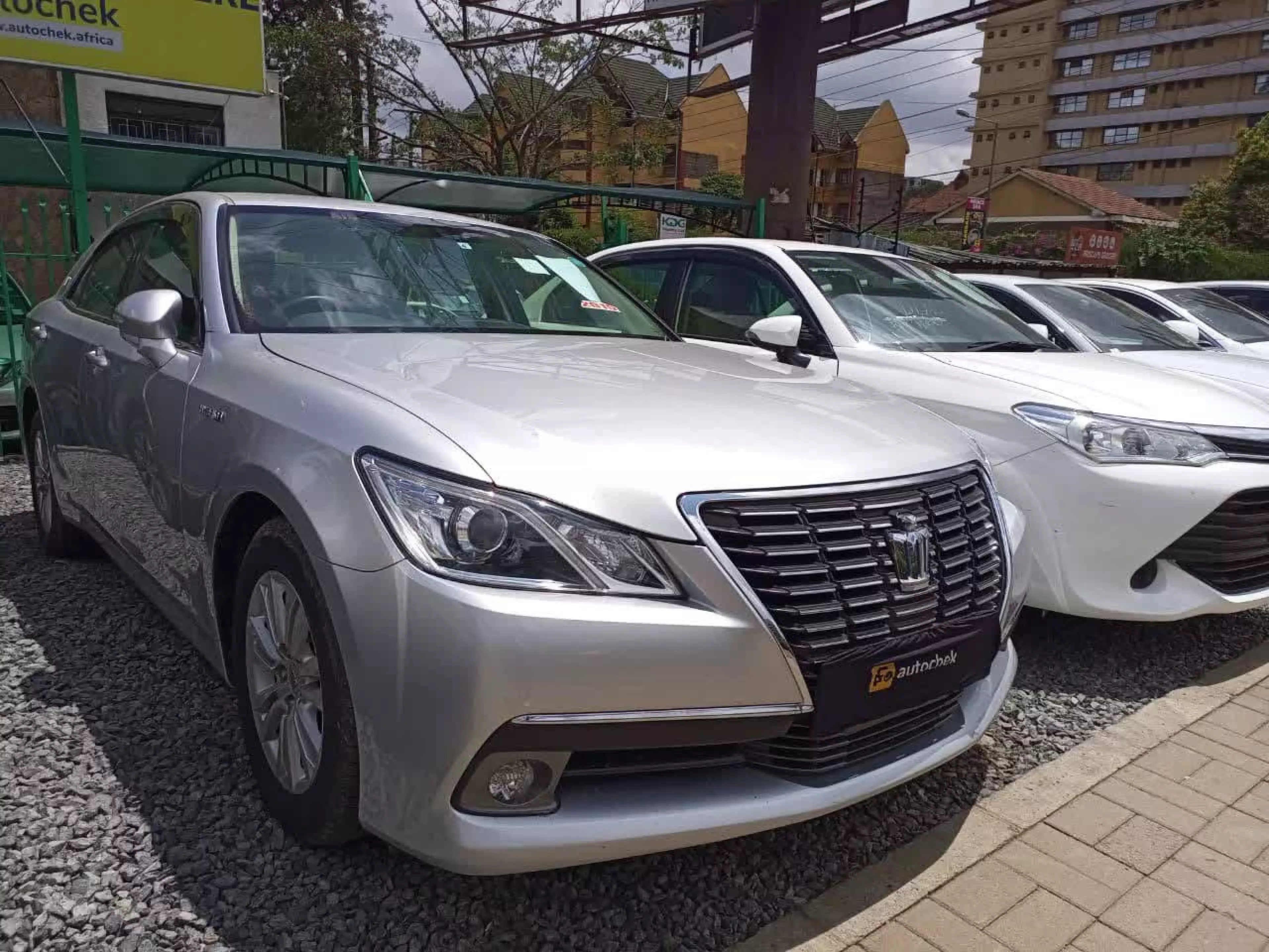 Toyota Crown - 2015