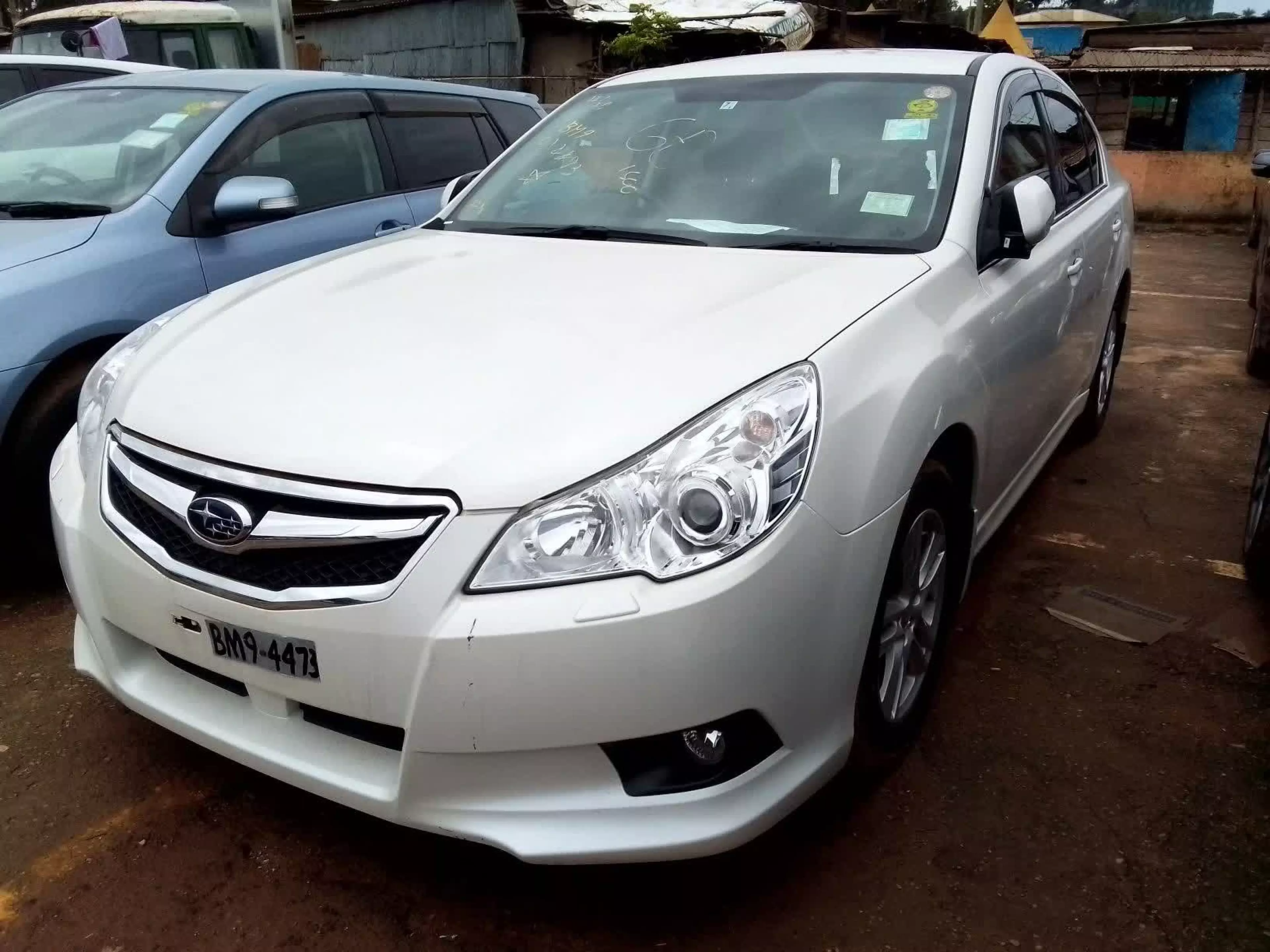 Subaru Legacy - 2010