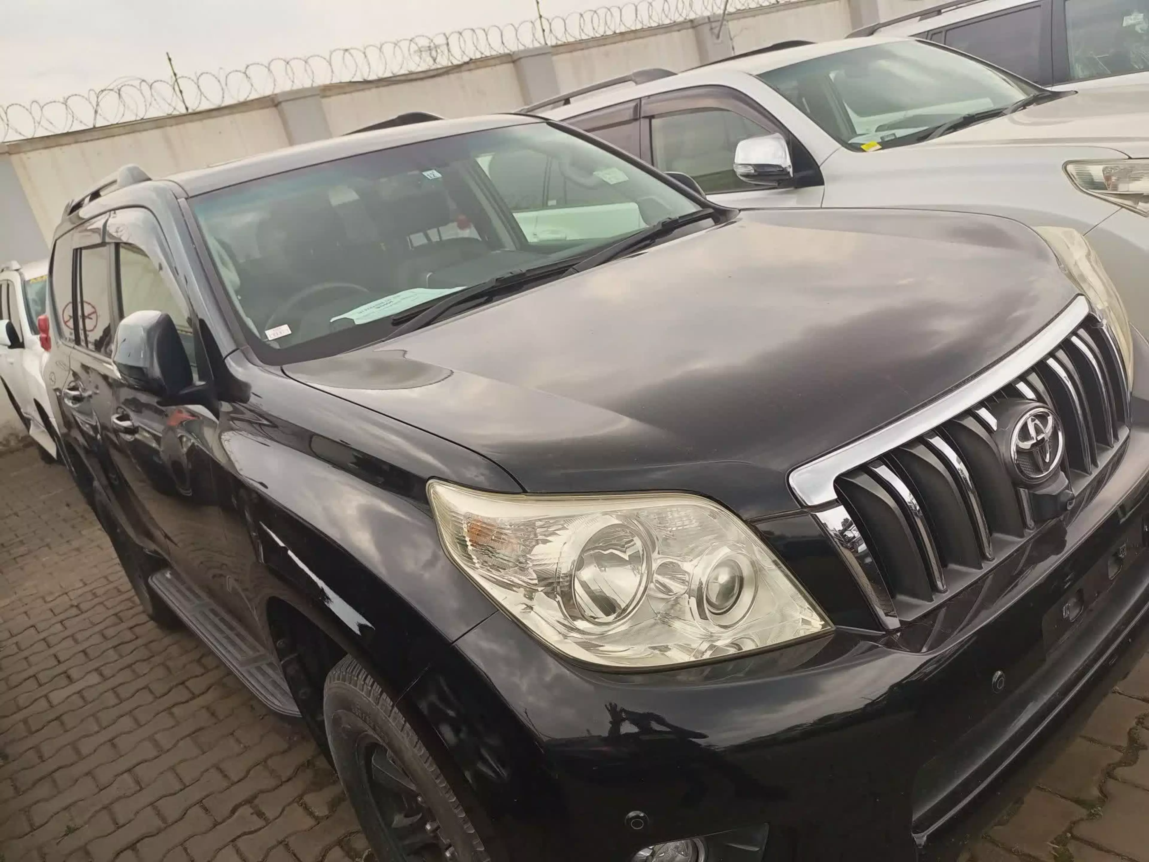 Toyota Landcruiser prado TX - 2010