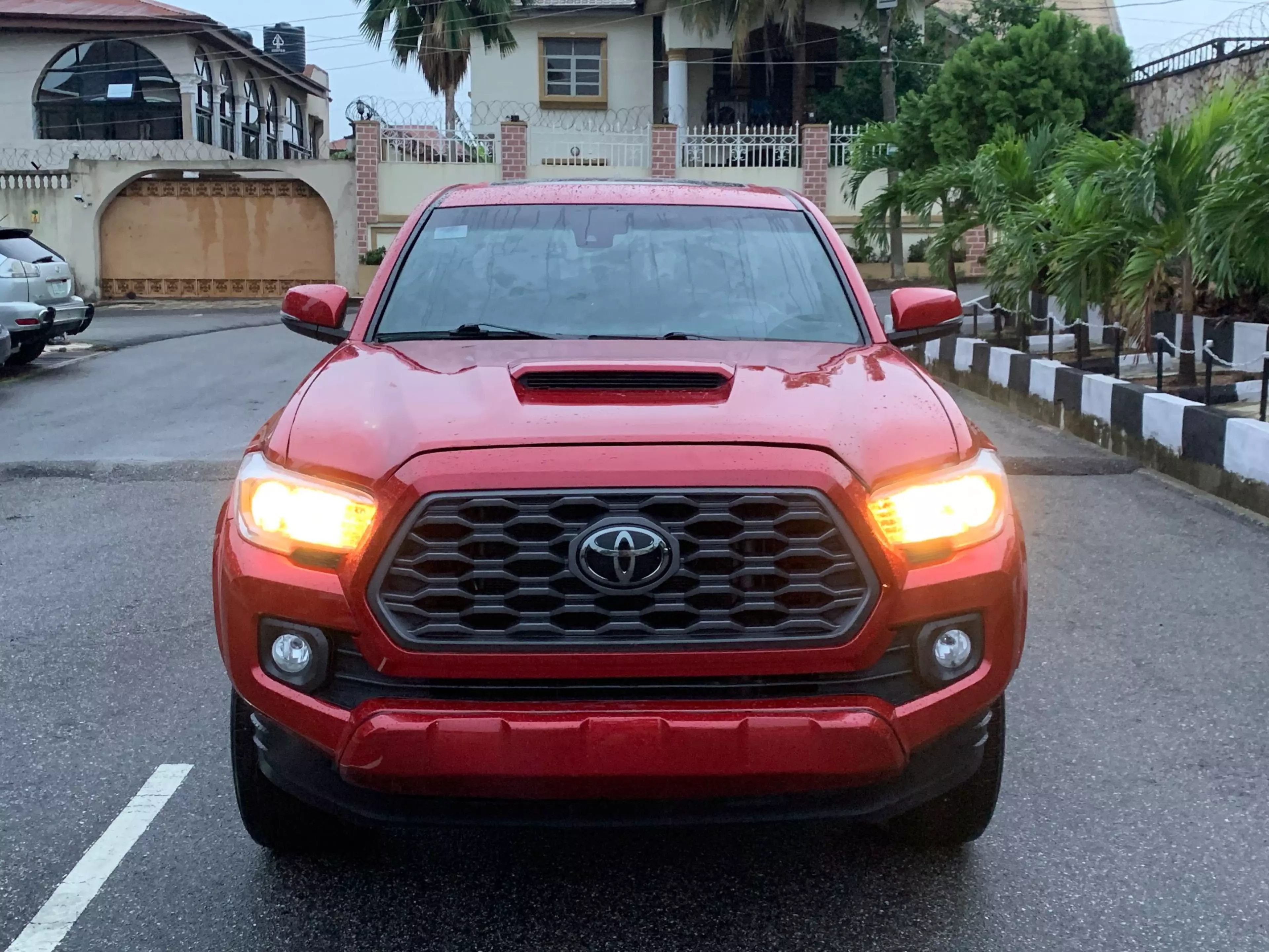 Toyota Tacoma - 2021