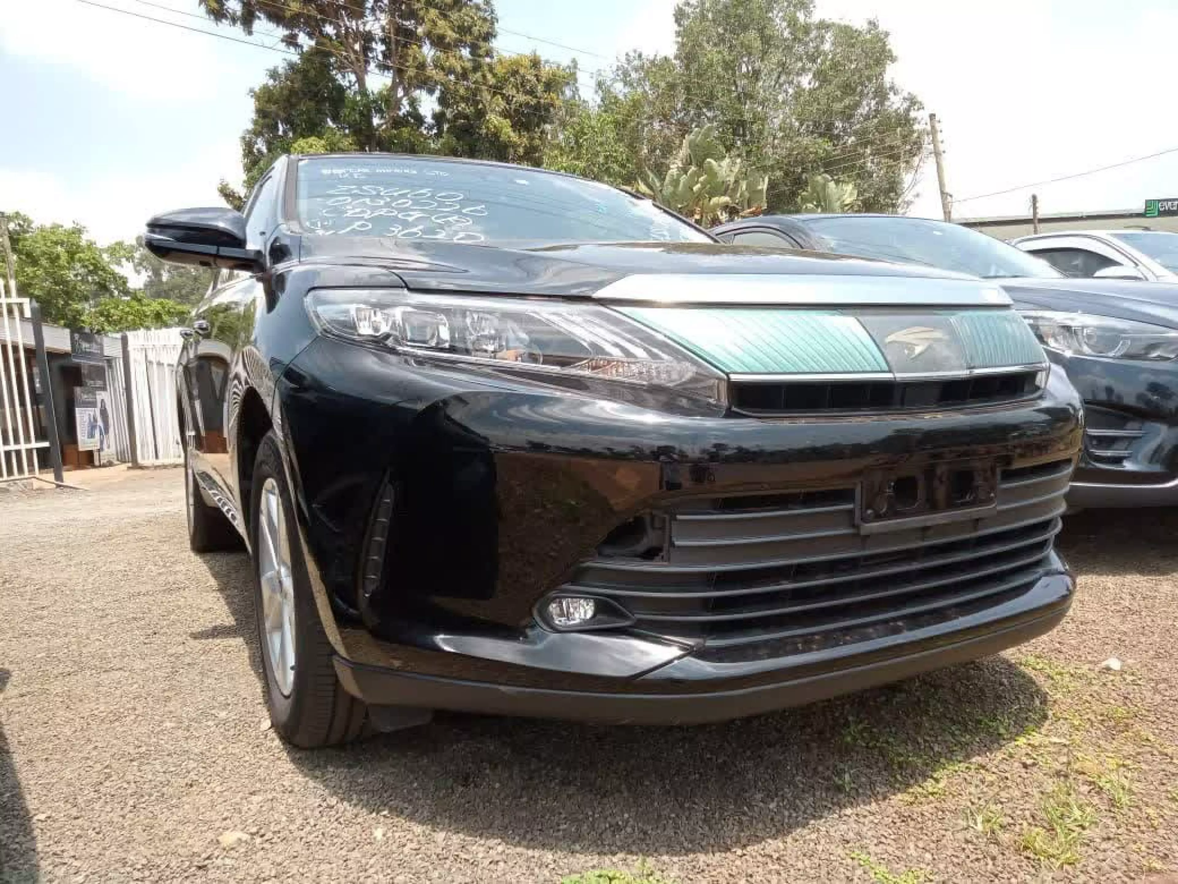Toyota Harrier - 2017