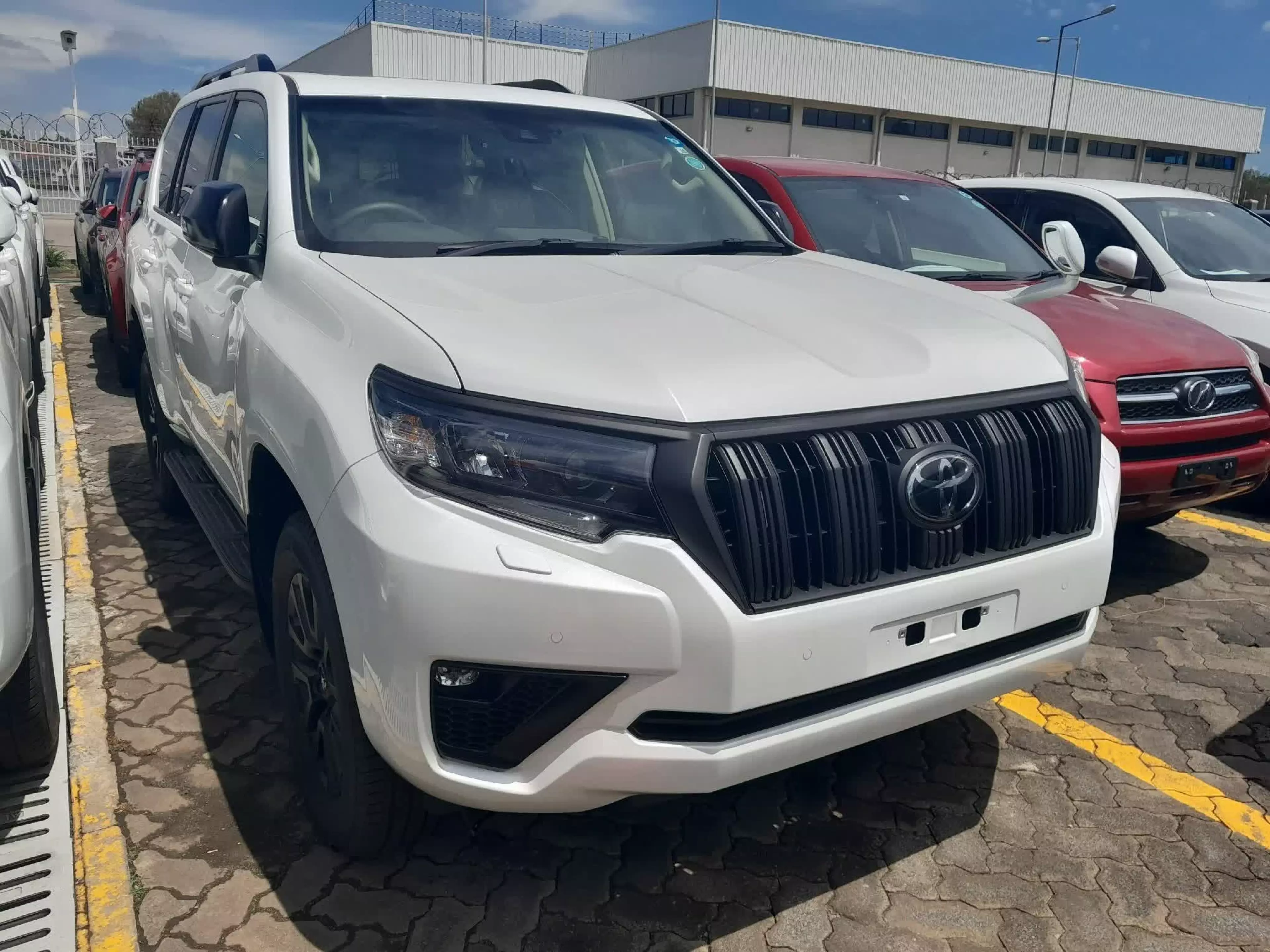 Toyota Prado - 2022