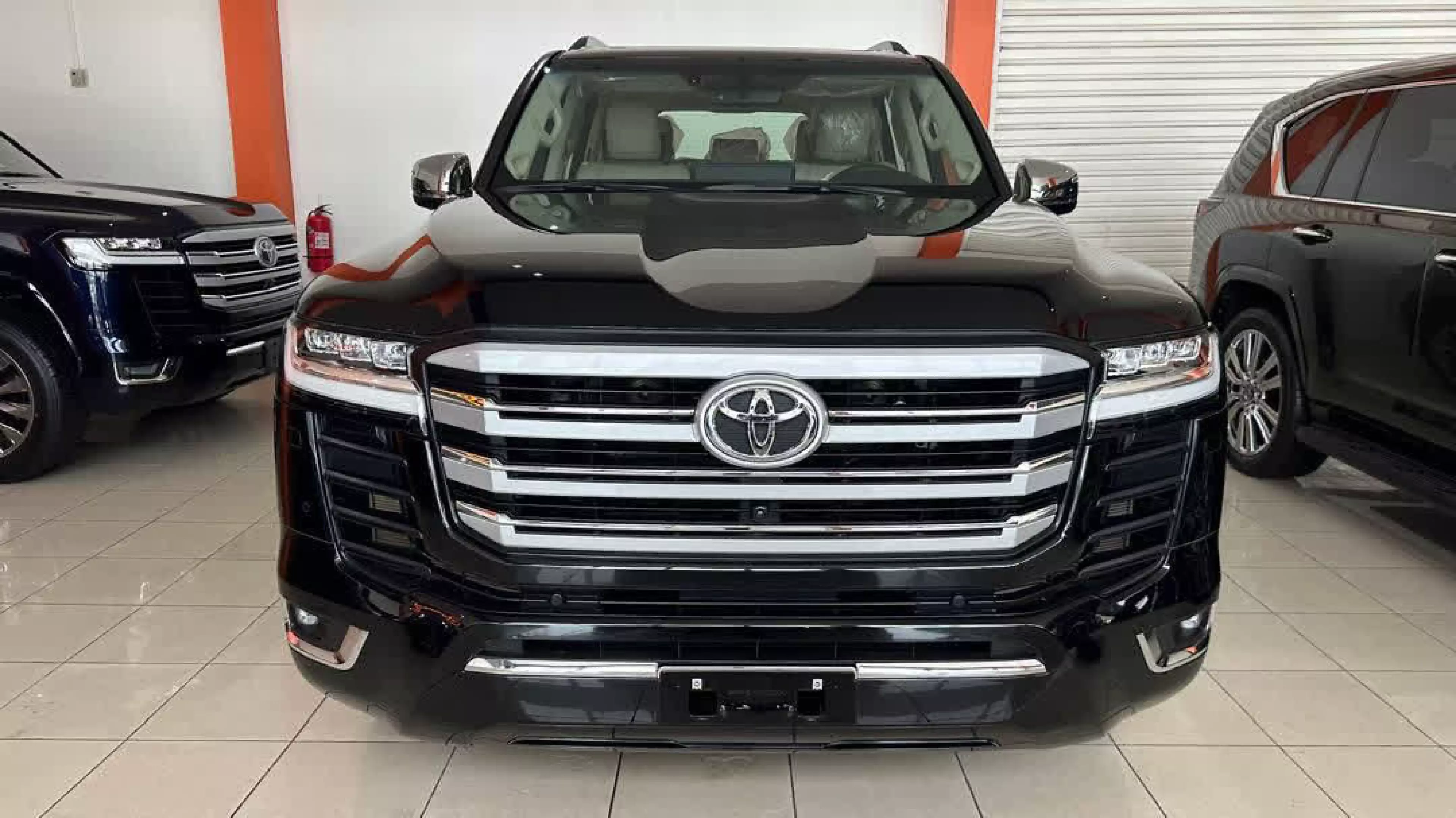 Toyota LAND CRUISER 300 LC300 - 2025