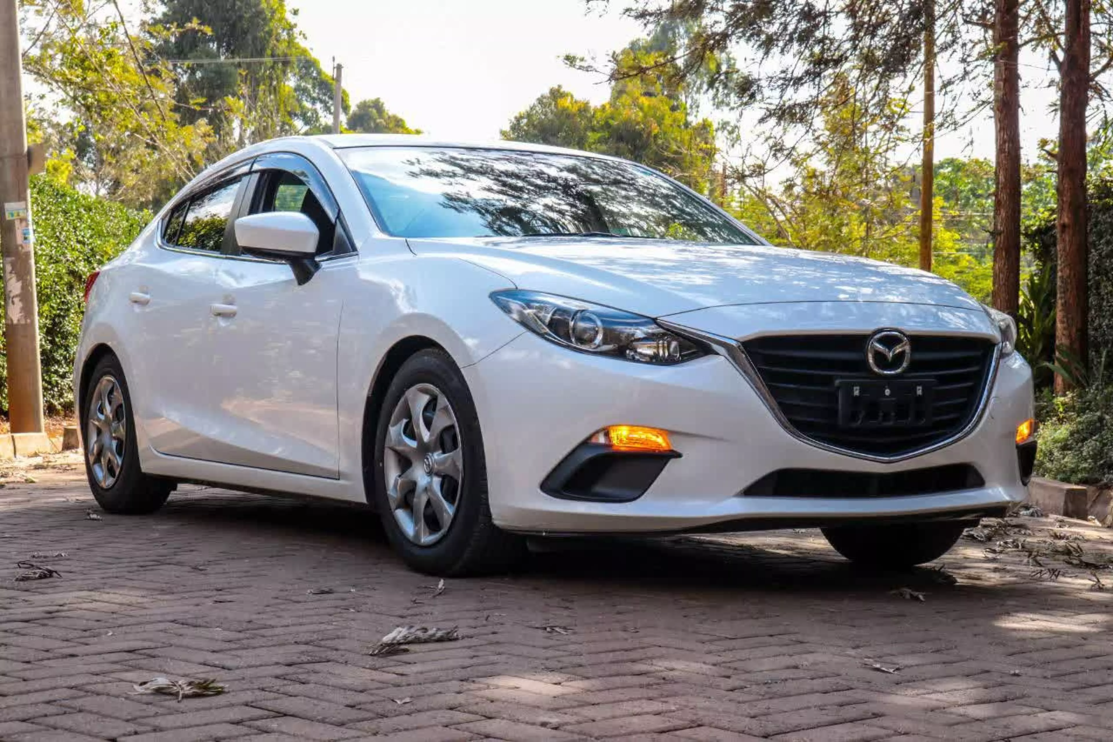 Mazda Axela  - 2015