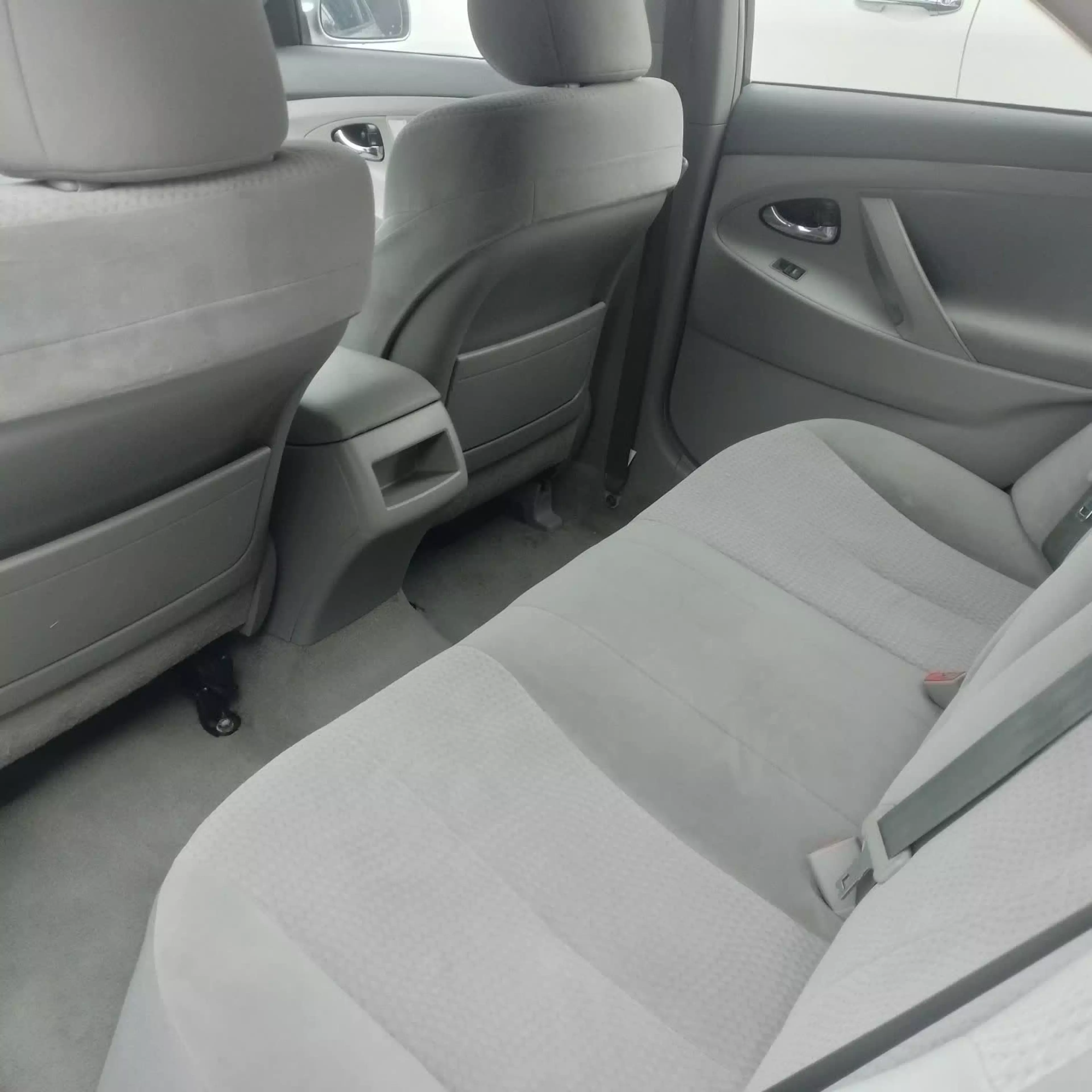 Toyota Camry   - 2011