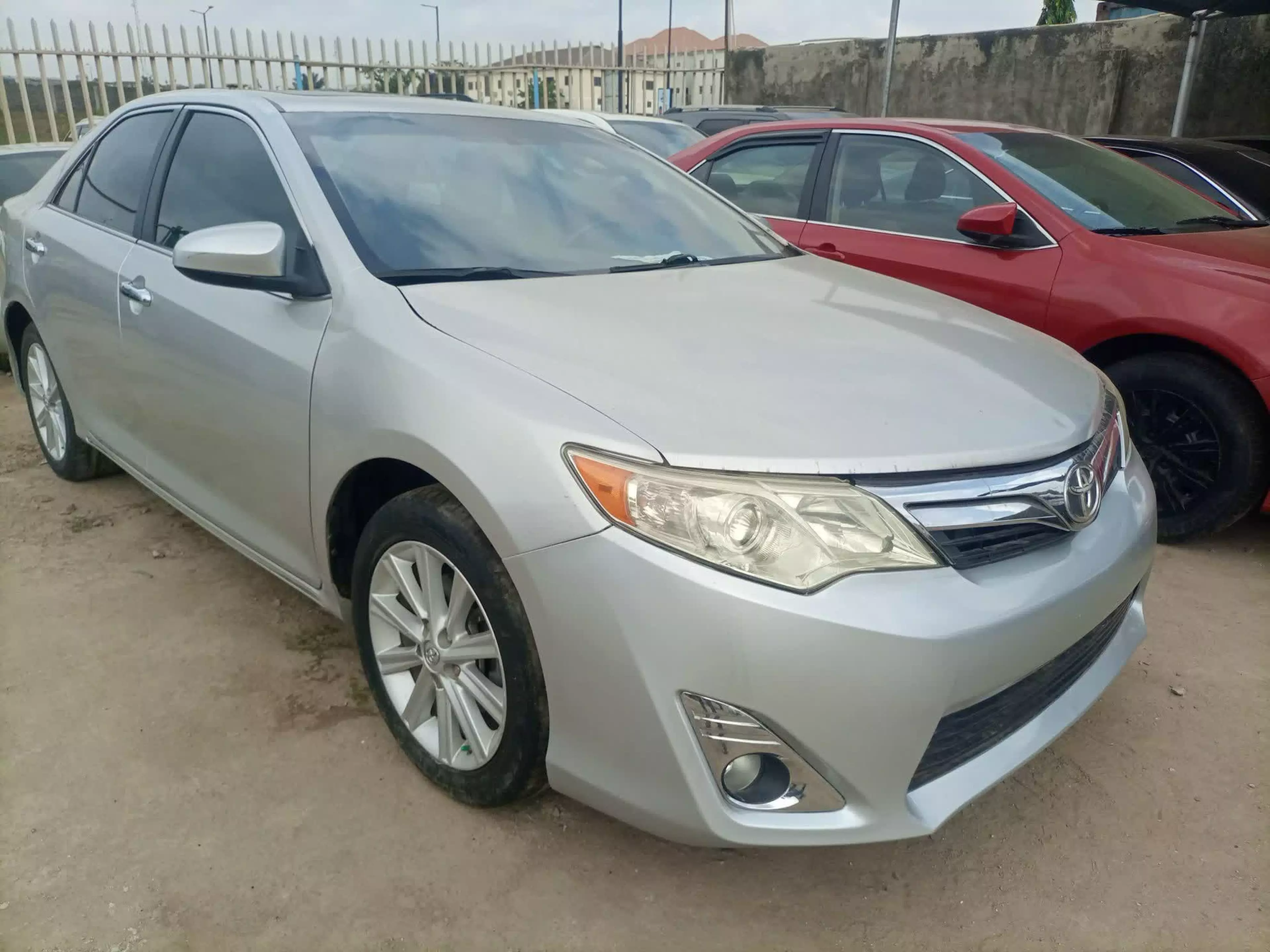 Toyota Camry - 2013