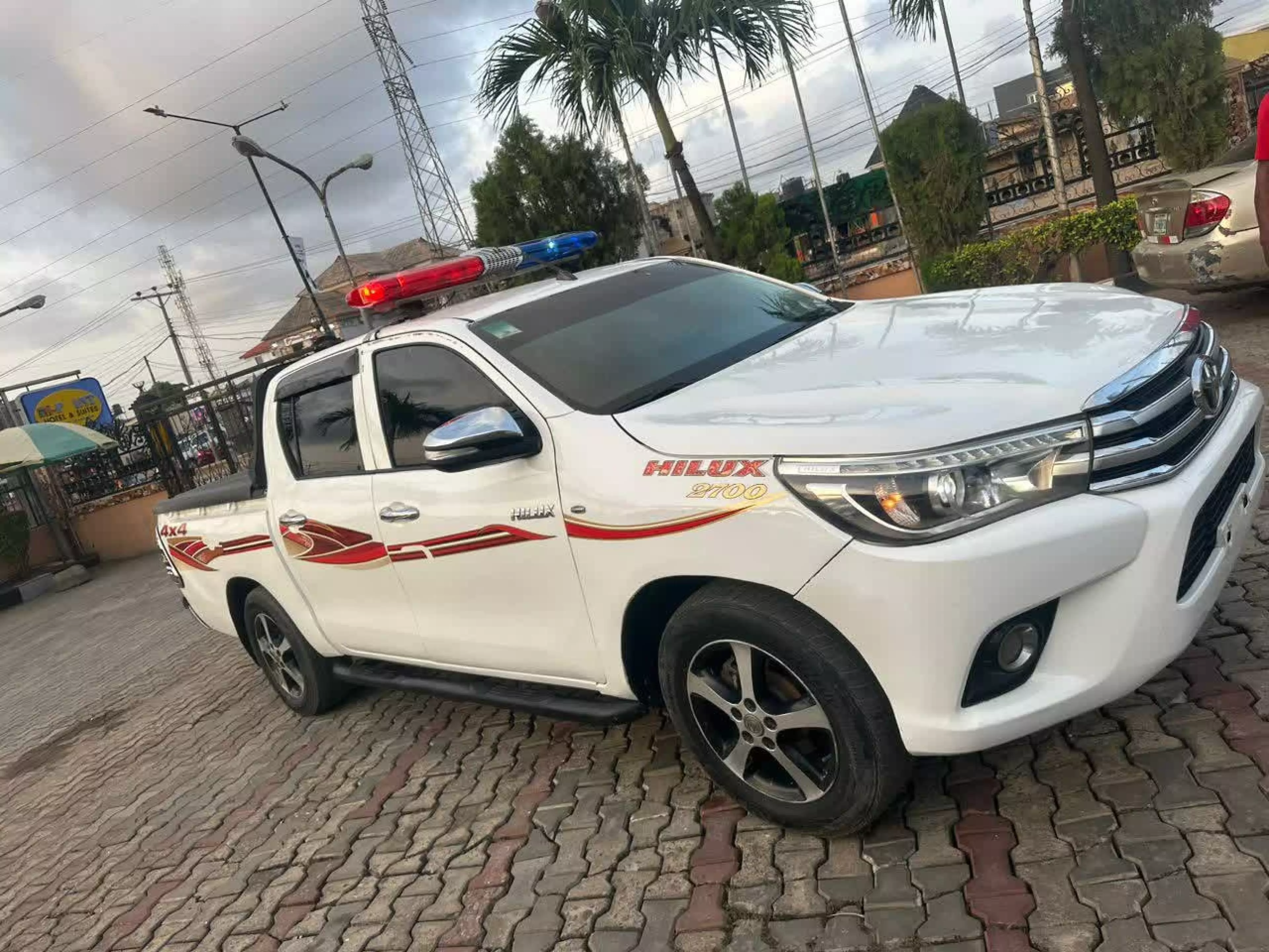 Toyota Hilux - 2017