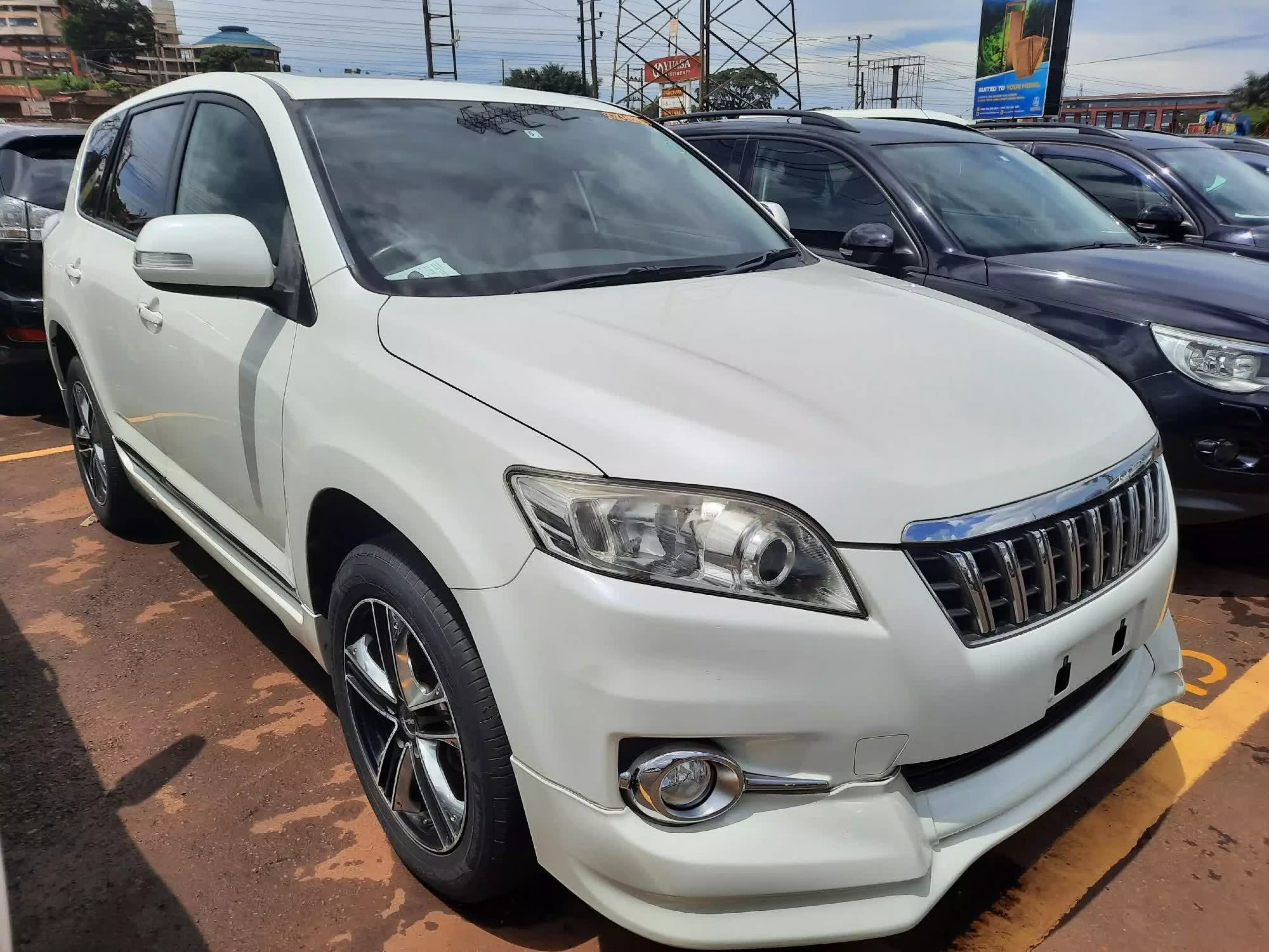 Toyota Vanguard  - 2010