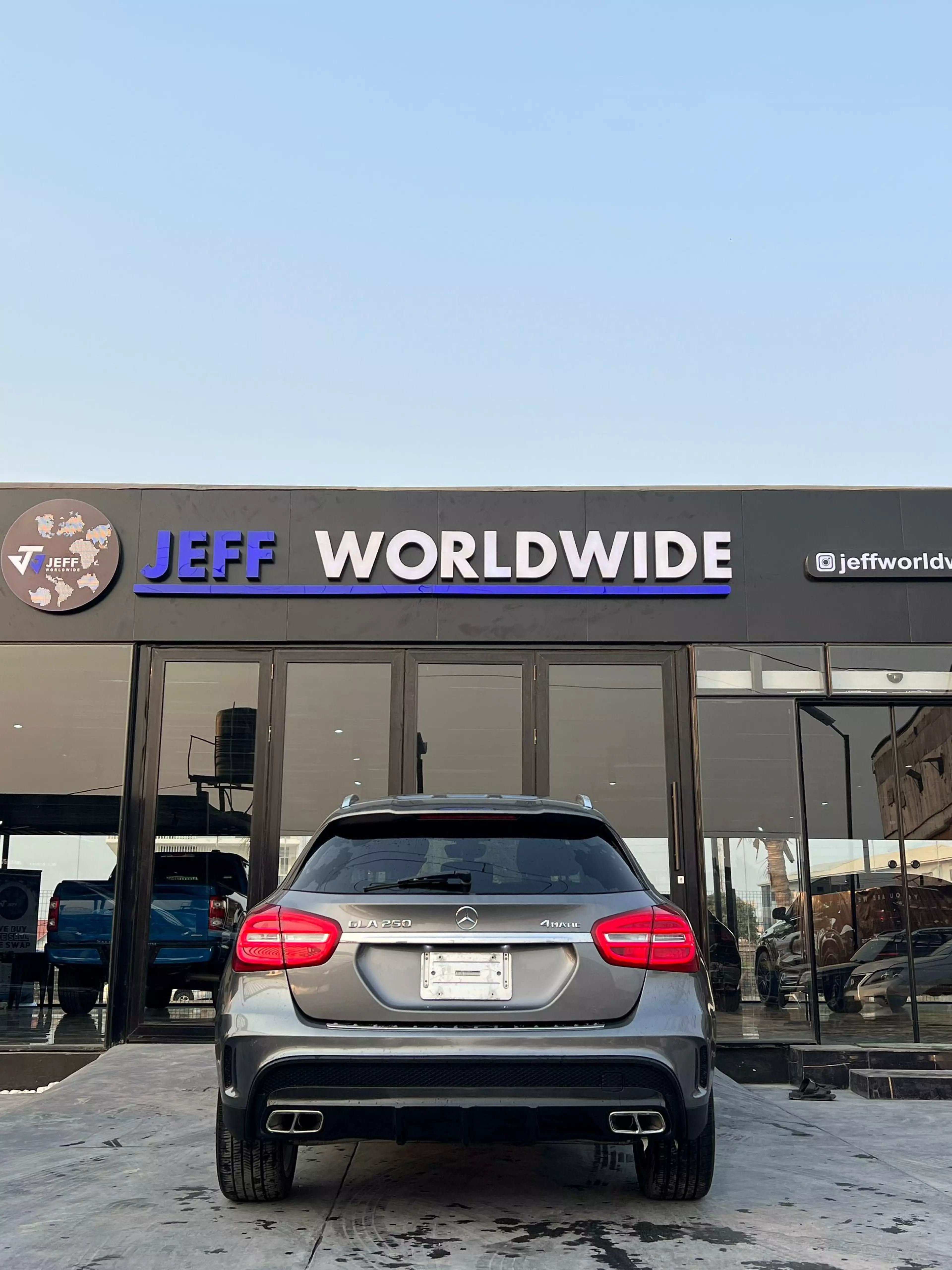 Mercedes-Benz GLA 250   - 2016