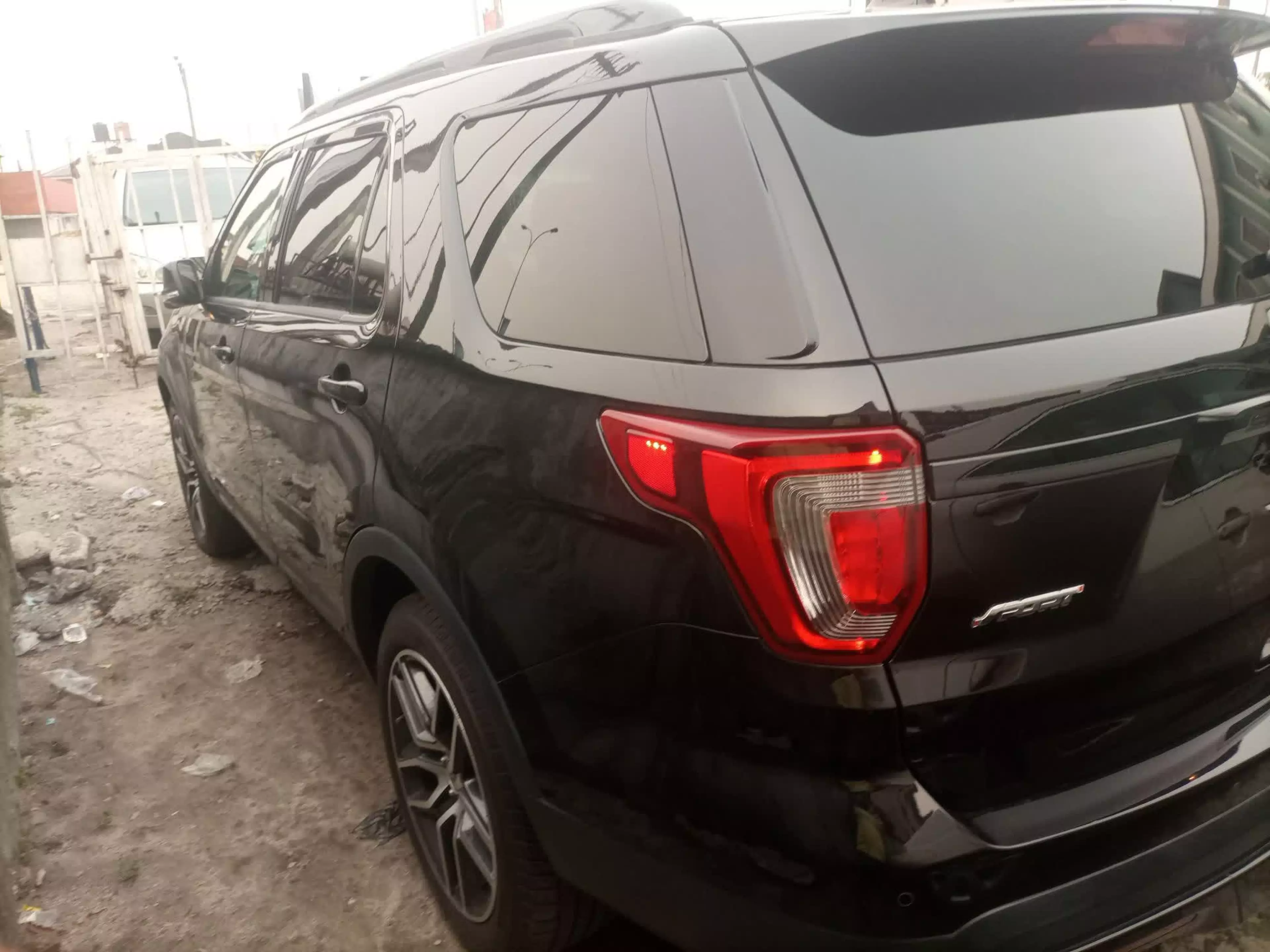 Ford Explorer - 2016