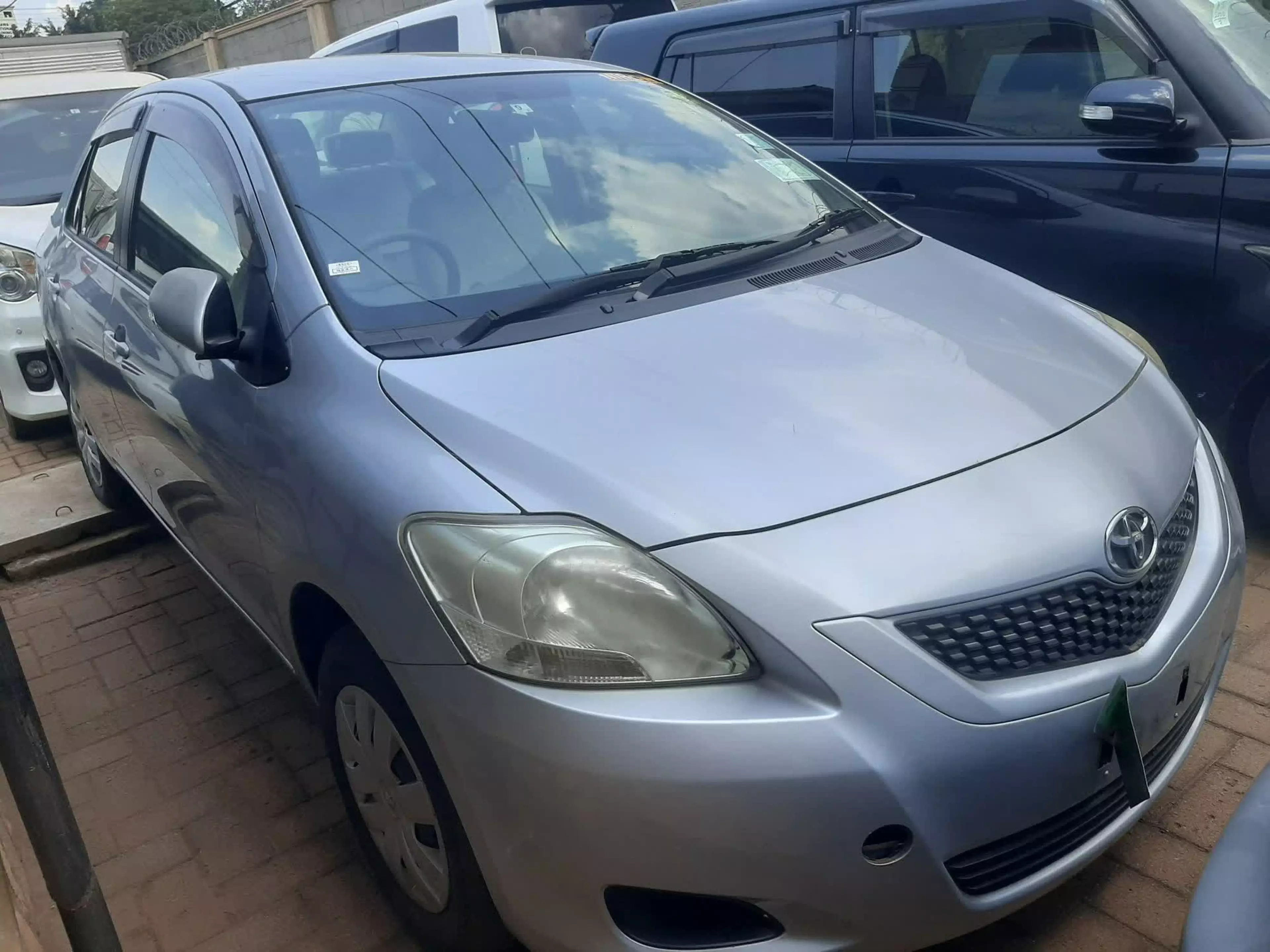 Toyota Belta - 2008