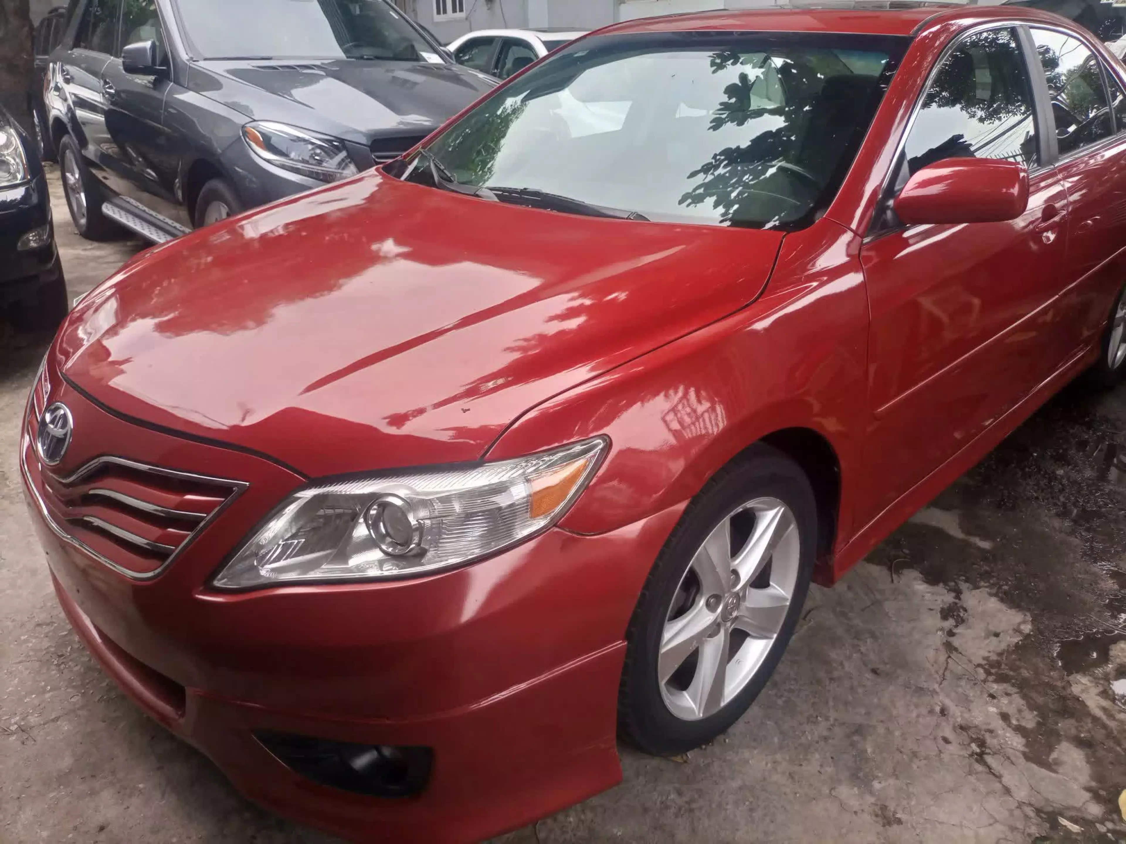 Toyota Camry - 2011