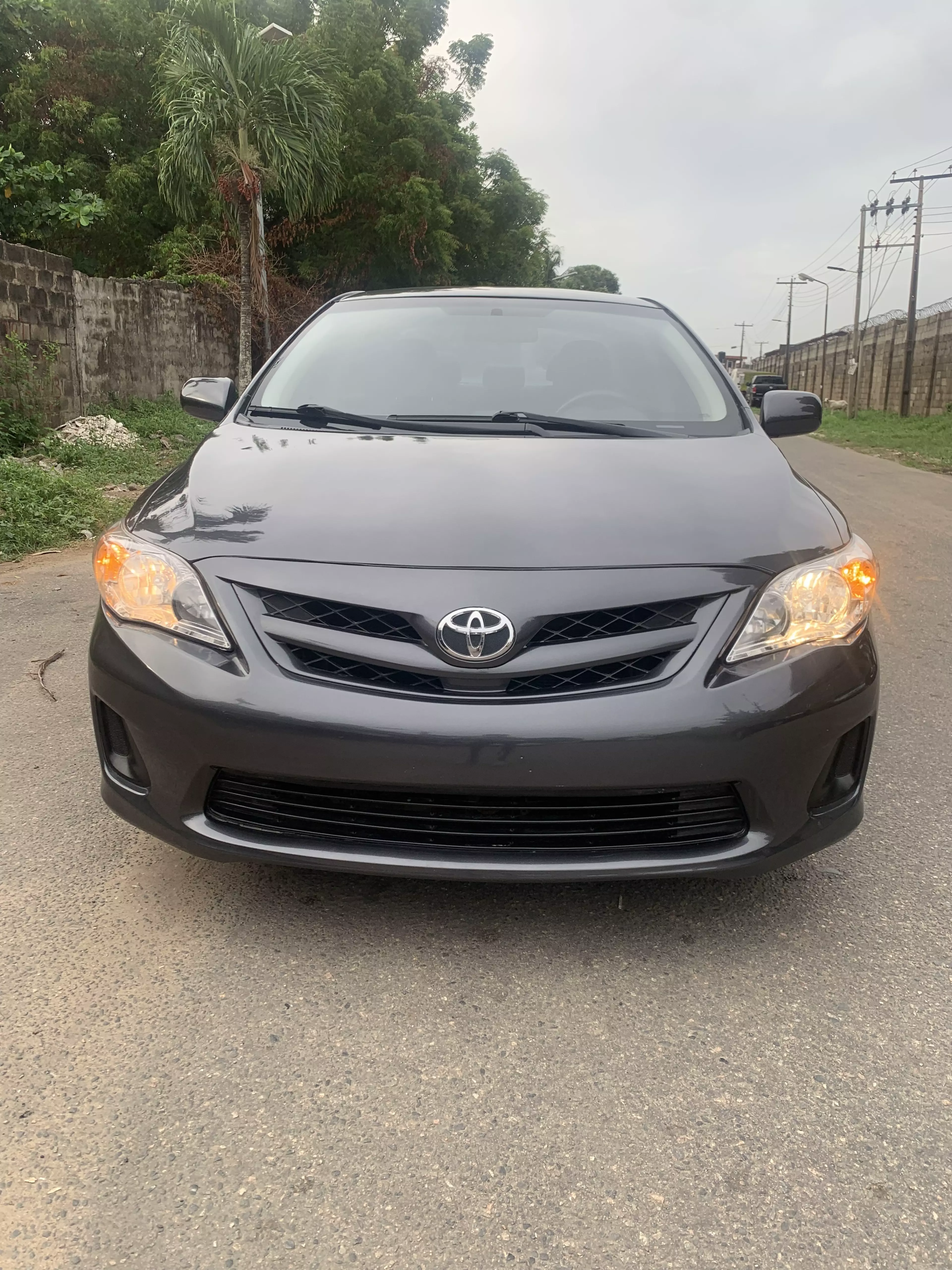 Toyota corolla   - 2012