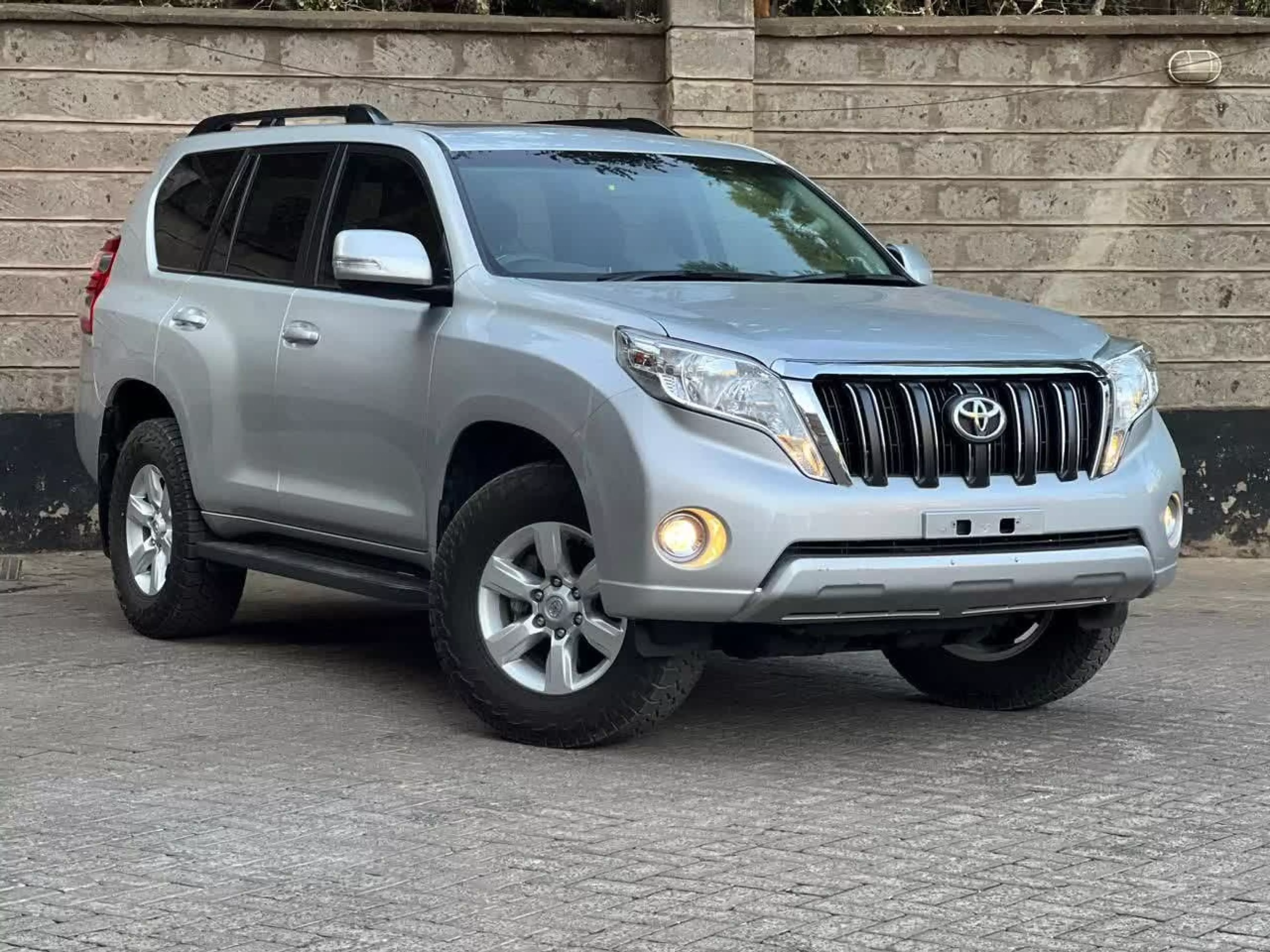 Toyota Landcruiser prado TX - 2015