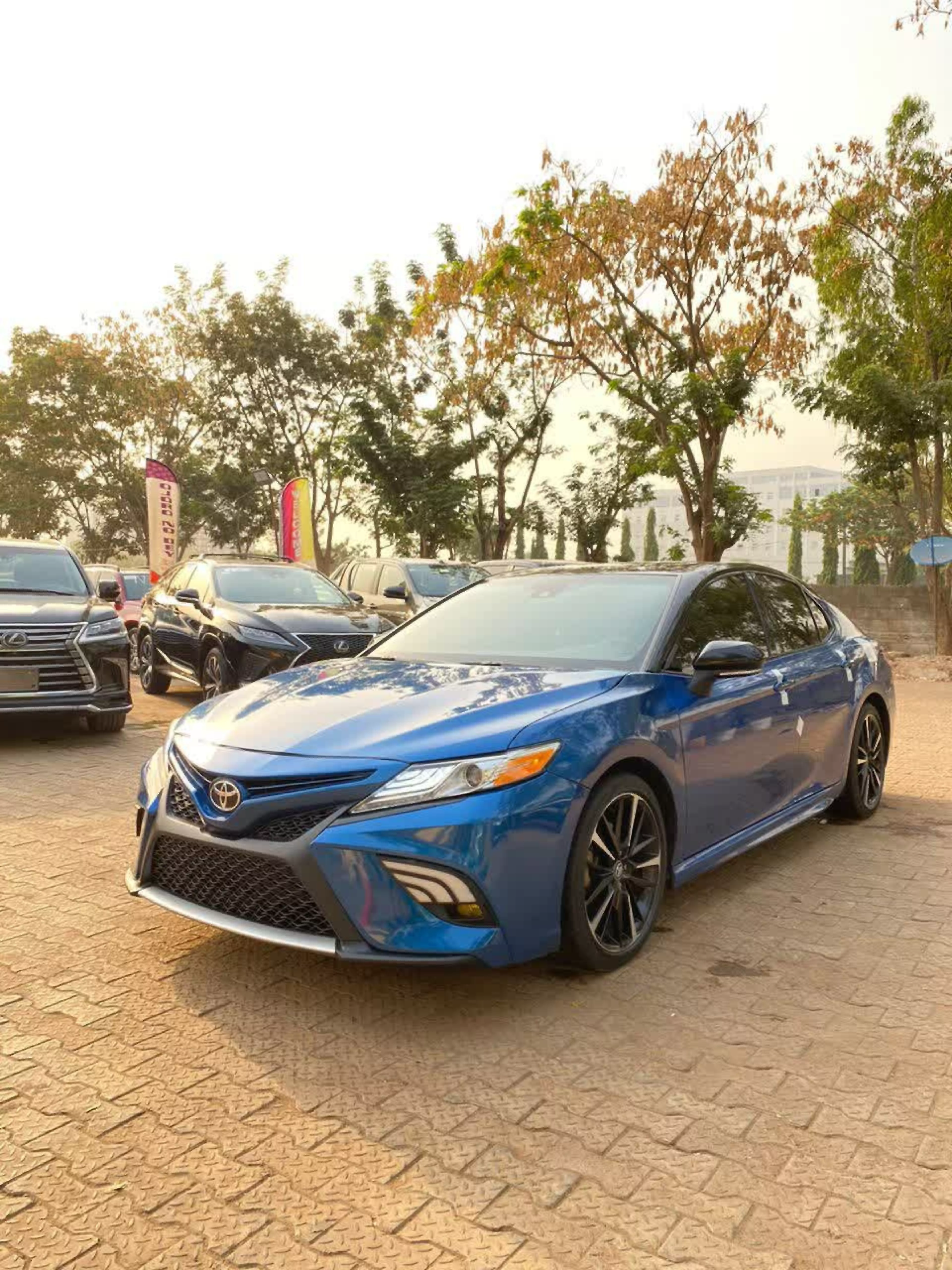Toyota Camry - 2020