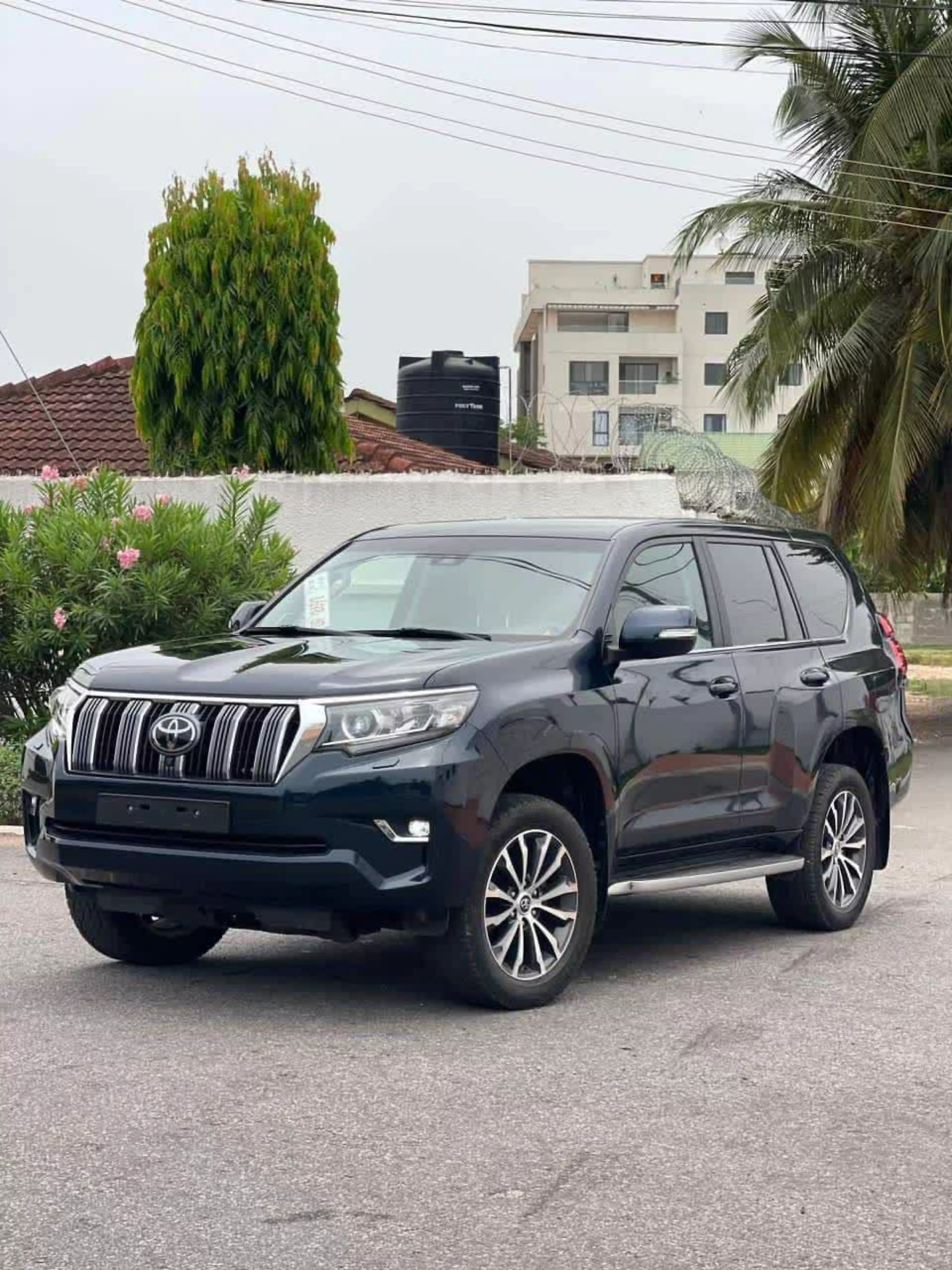 Toyota Landcruiser Prado - 2018