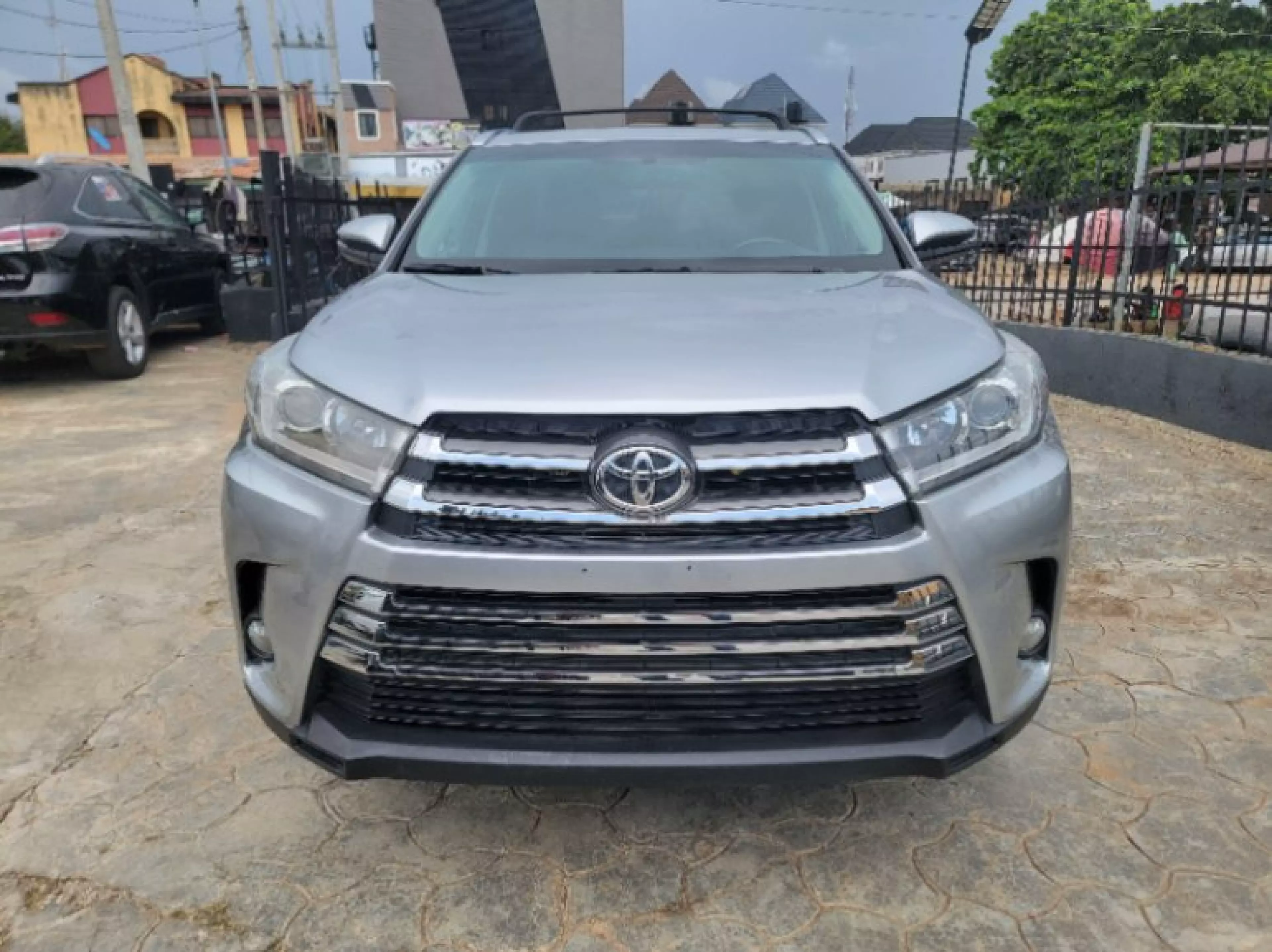 Toyota Highlander - 2016