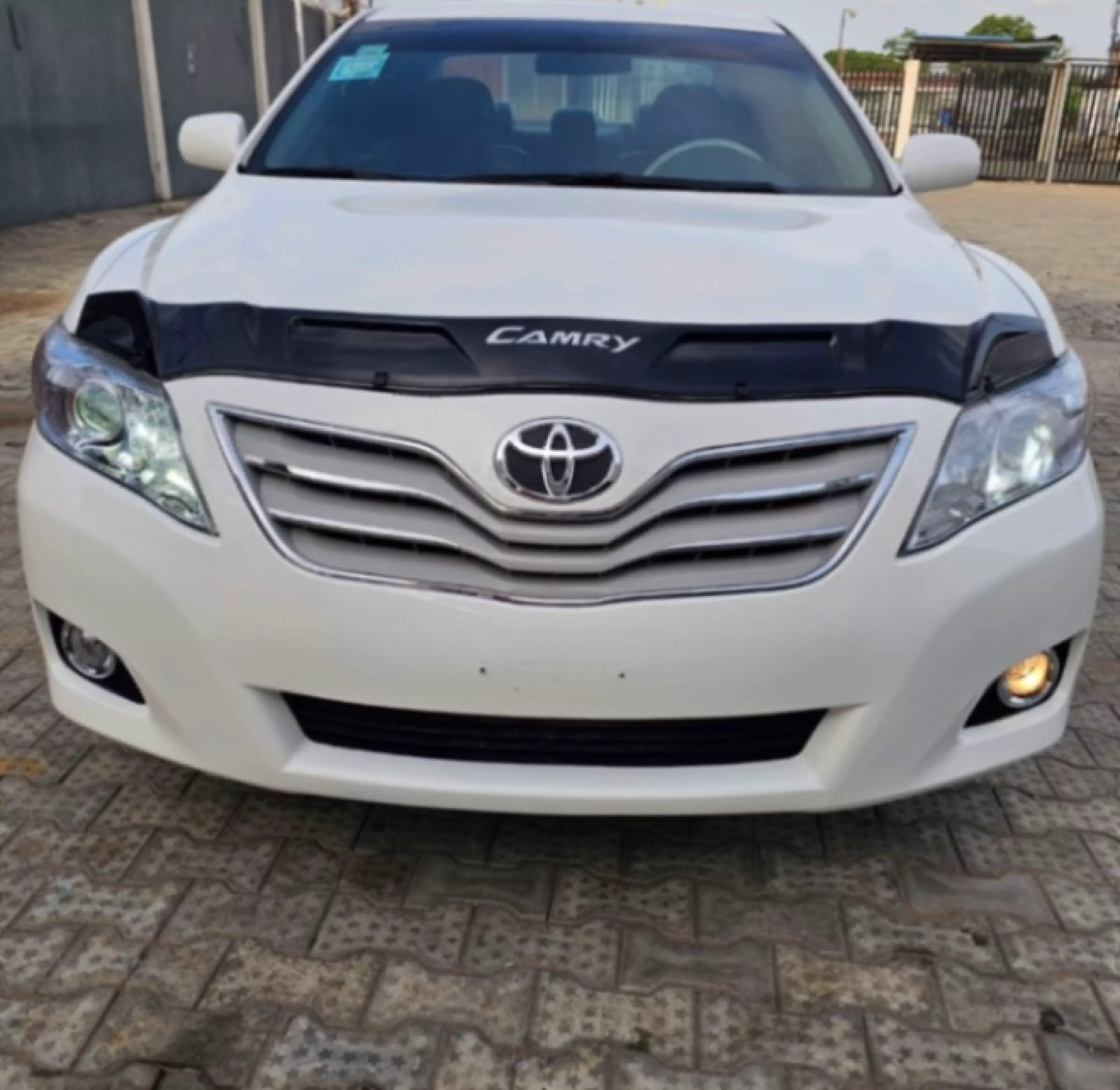 Toyota Camry - 2011
