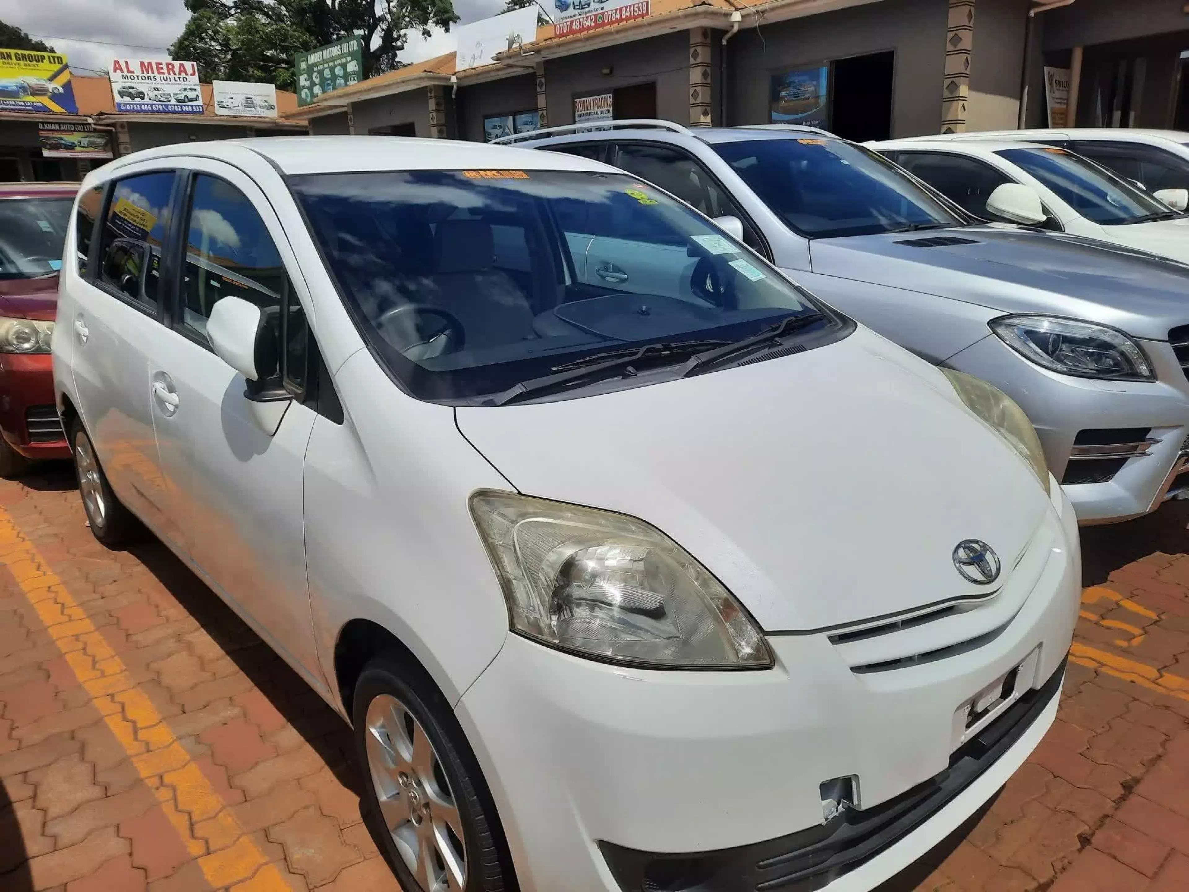 Toyota Passo Sette - 2008