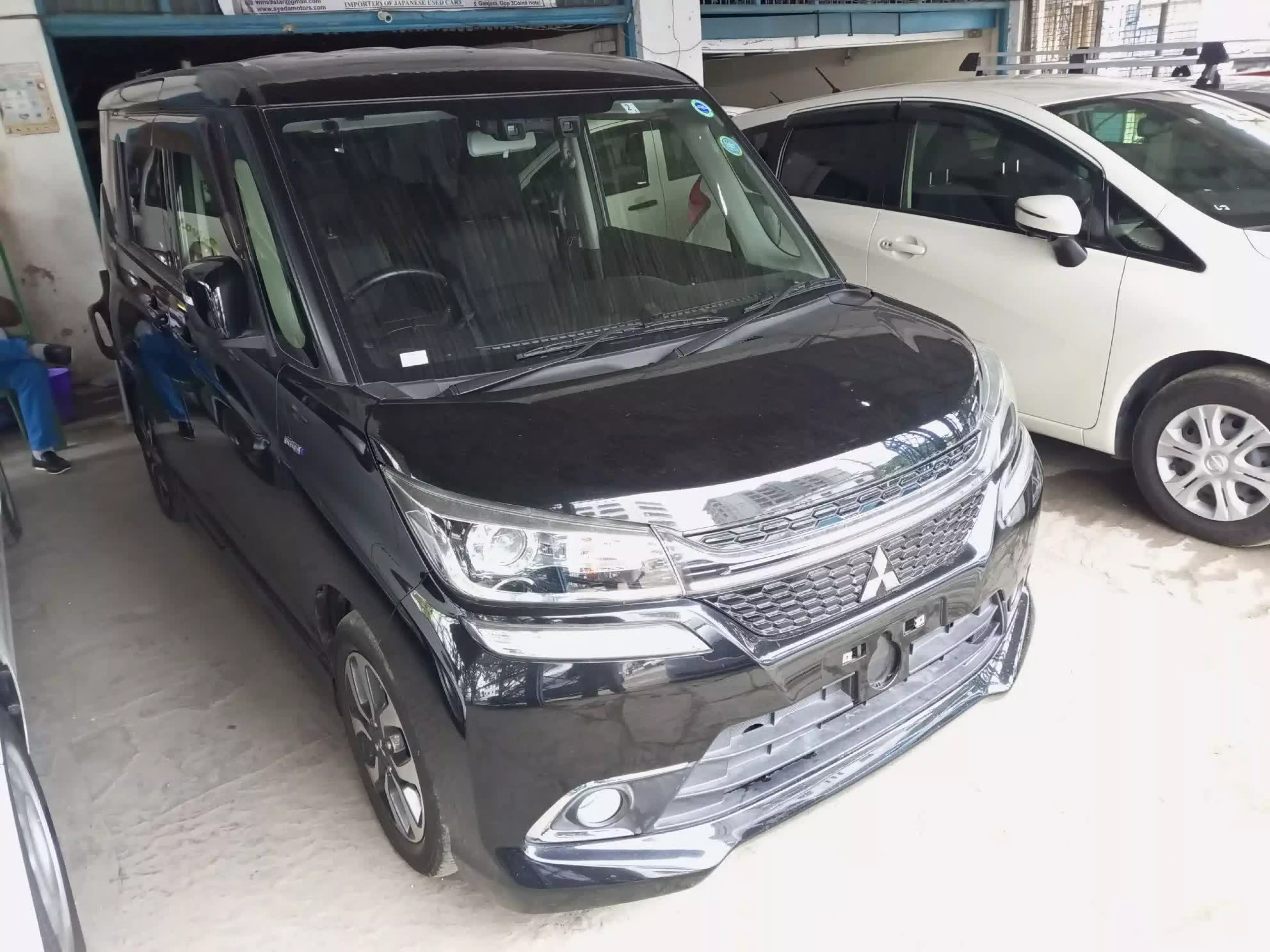 Mitsubishi Delica  - 2017