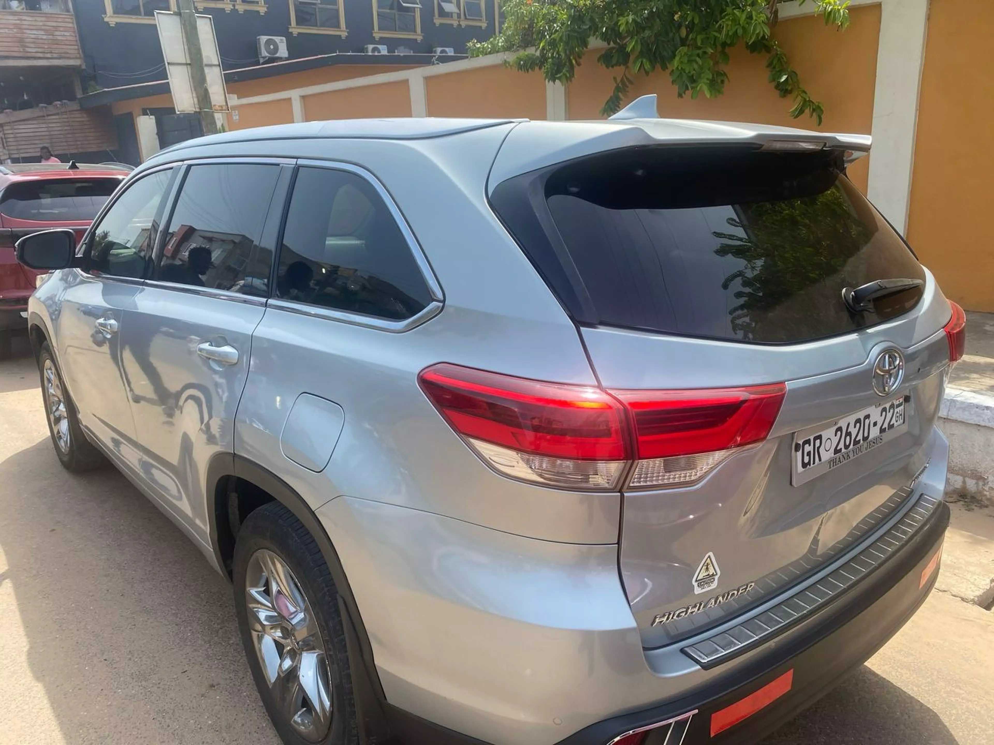 Toyota Highlander   - 2017